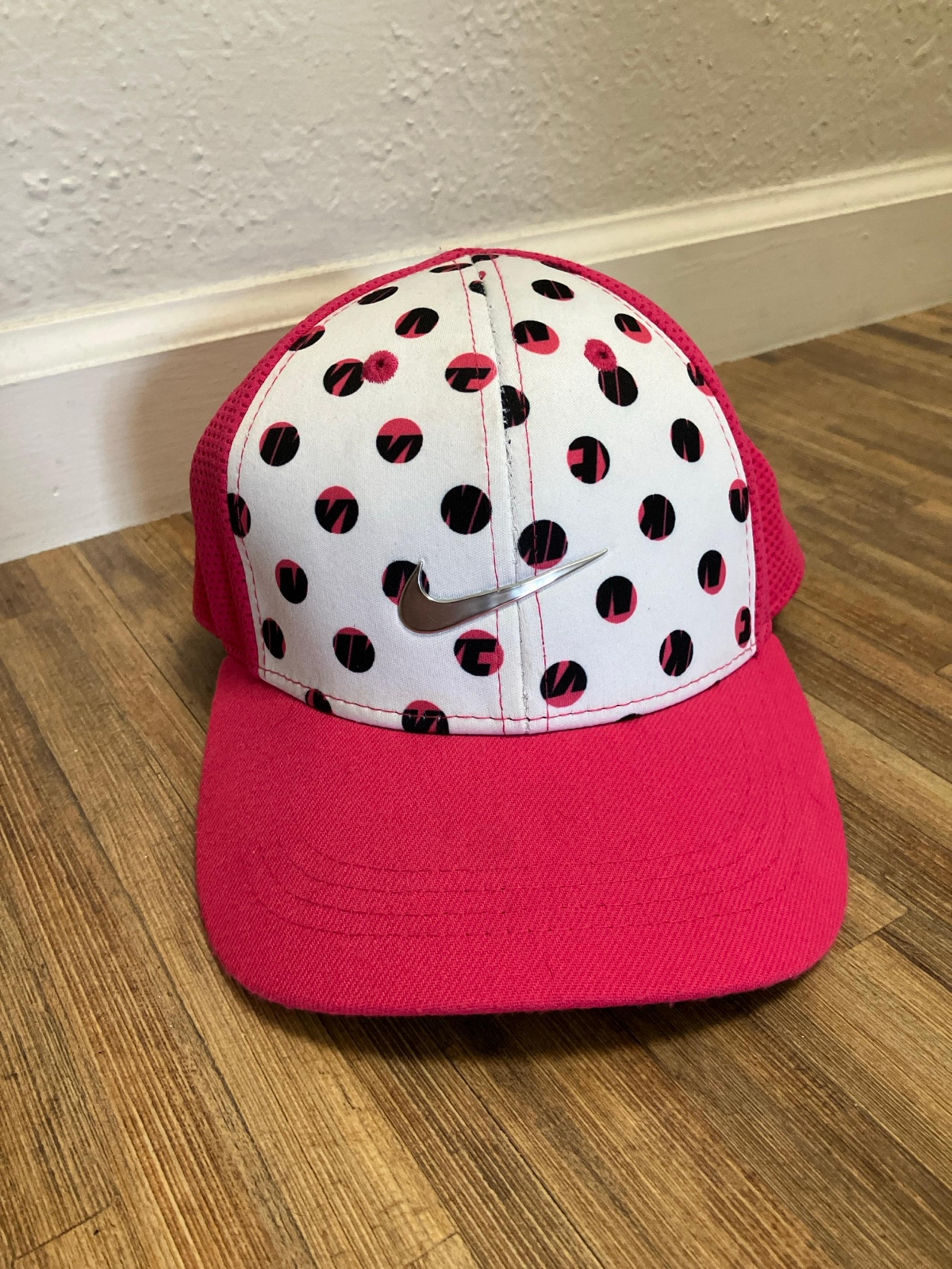Good Condition Nike Kids Pink Polka Dot SnapBack Cap- Size 4-6X