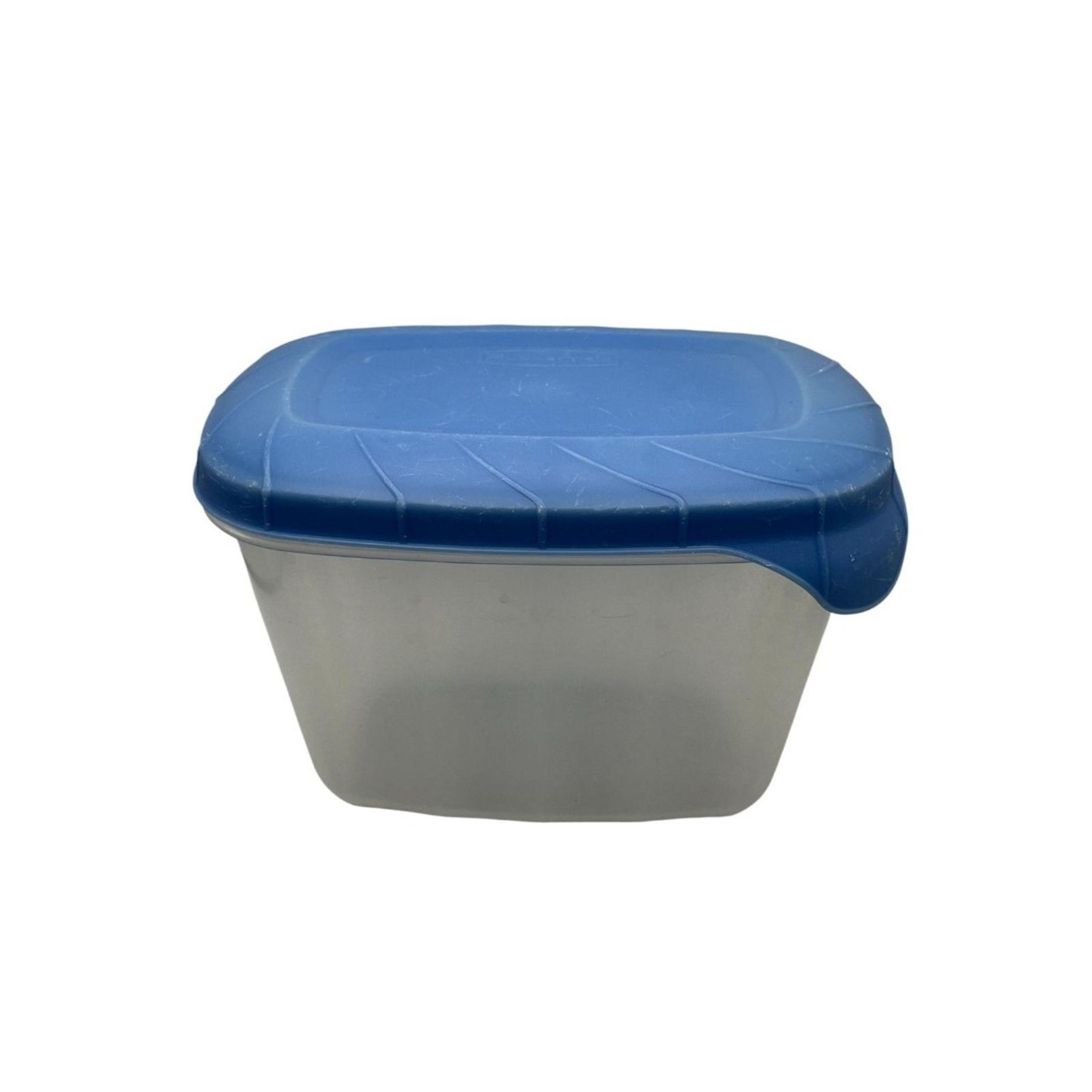 Vintage Rubbermaid Servin Saver Food Storage Container 2.4 Qt w/Blue EZ Tab Lid