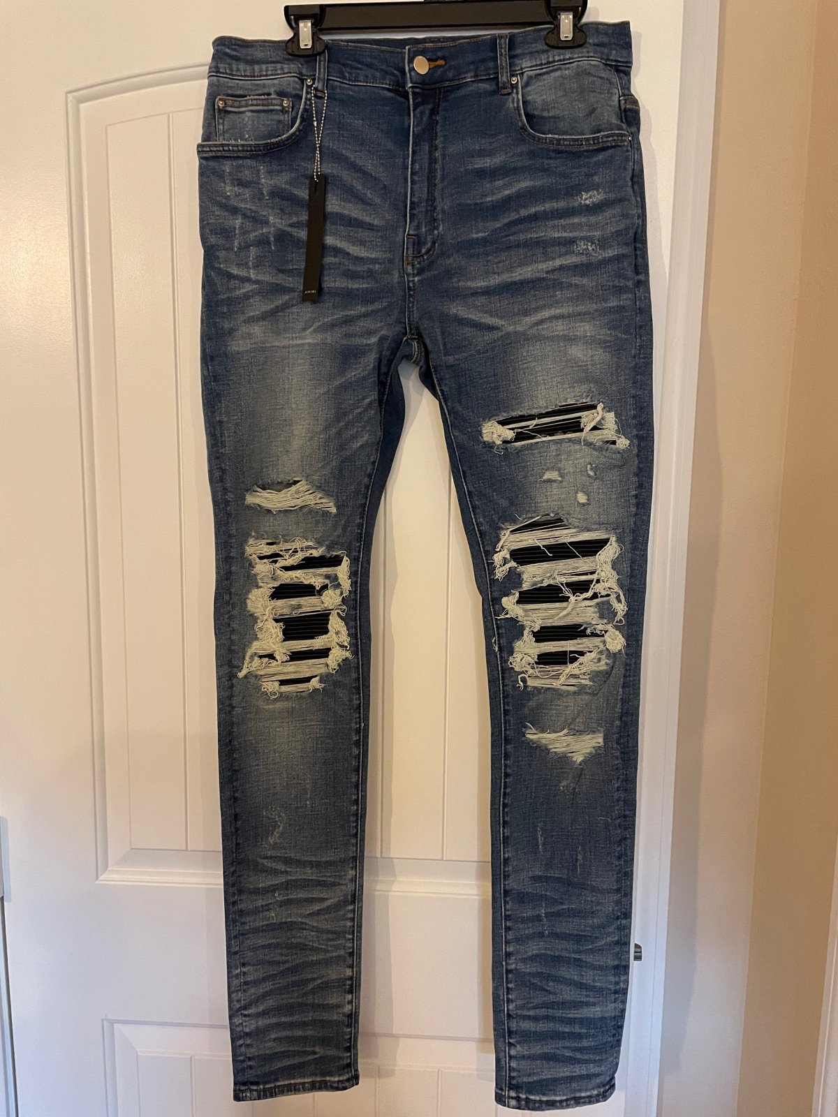 jeans