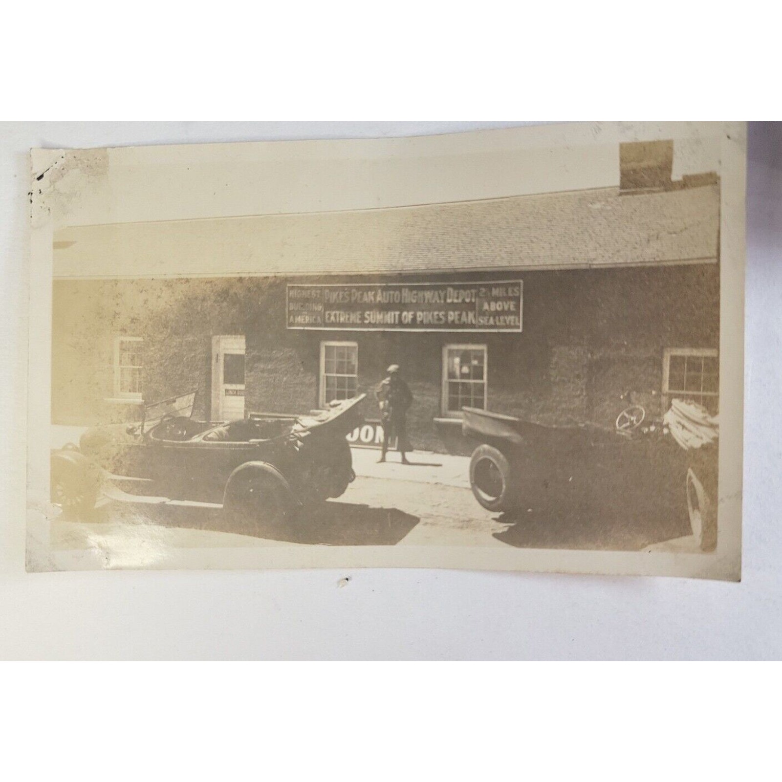 1944 Photo Highest Building In America Pike's Peak 2 Miles Over Sea 2 1920s Cars