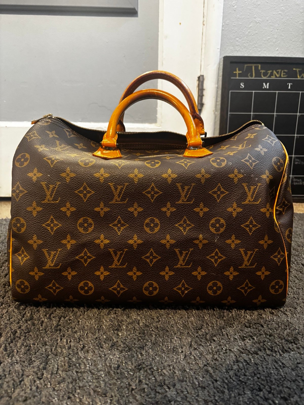 Louis Vuitton Speedy