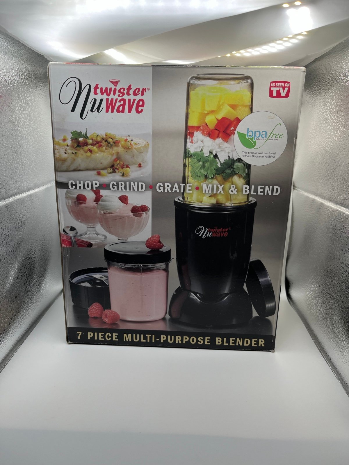 1994 Nuwave Twister Chop Grind Grate Mix O& Blend Blender IN BOX 7 Piece