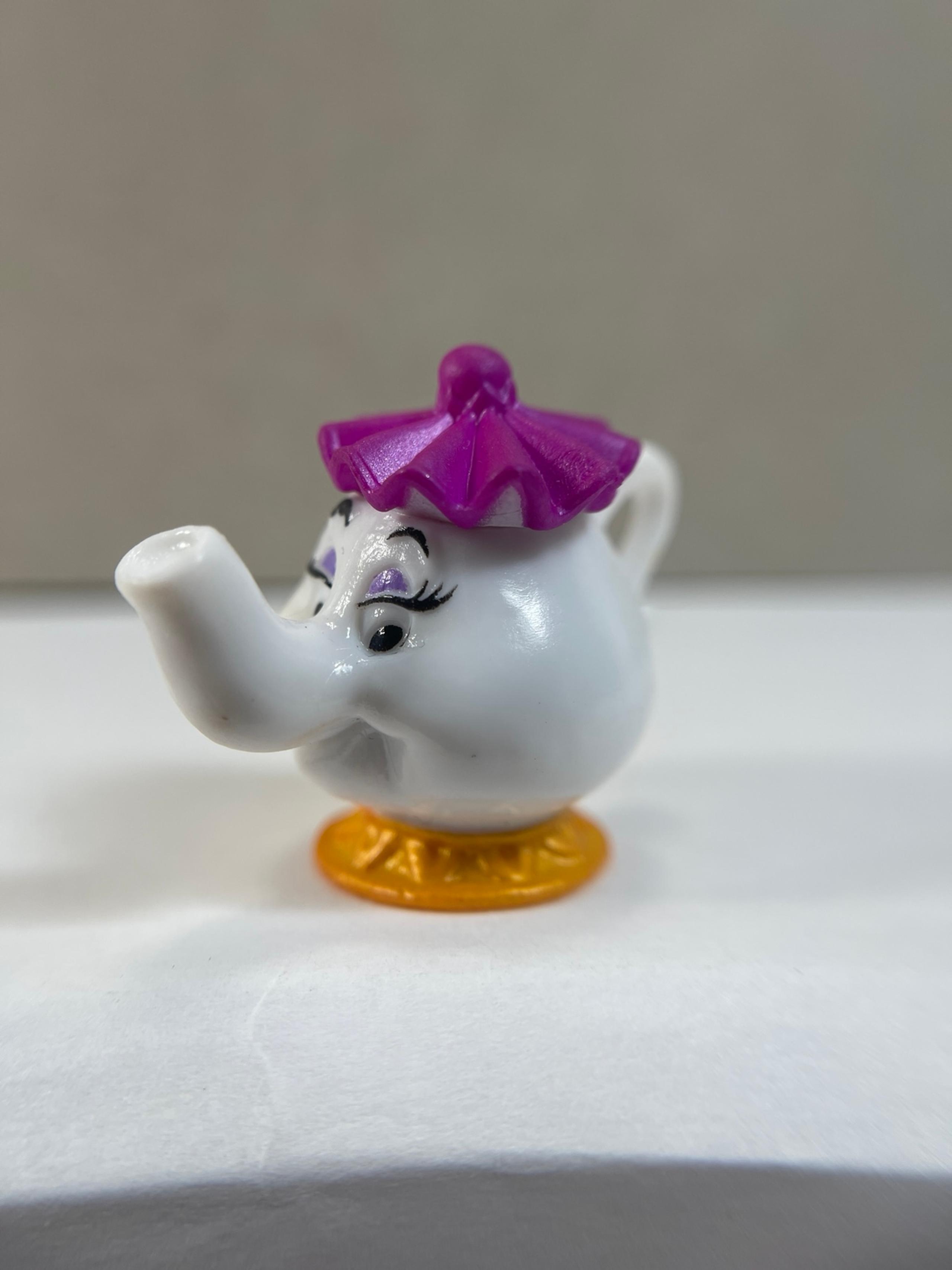 Disney Princes Beauty and the Beast Mrs. Potts Miniature PVC Figure