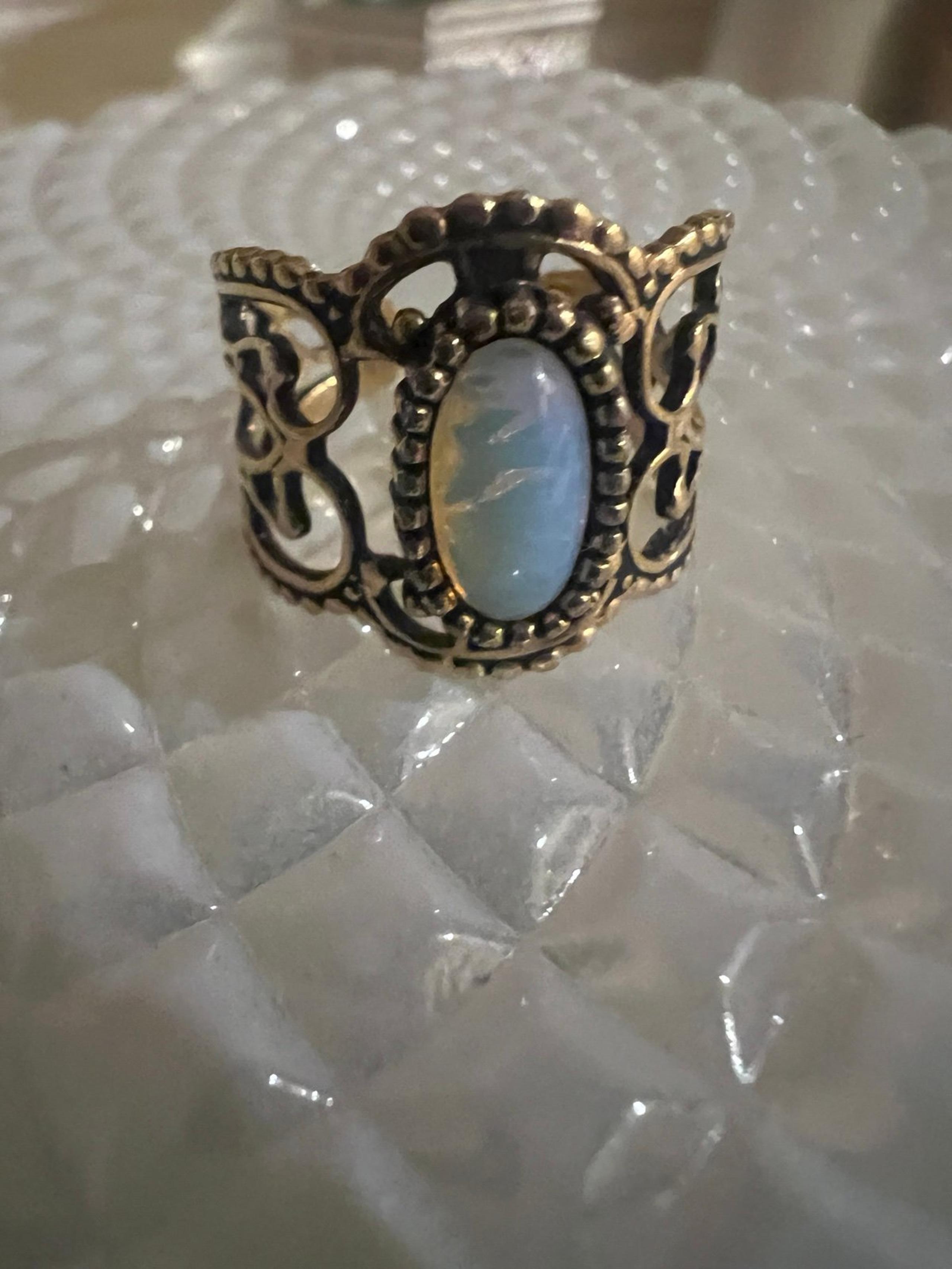 Sarah Coventry vintage rare find!Gold Tone Filigree Faux Opal Adjustable Rings