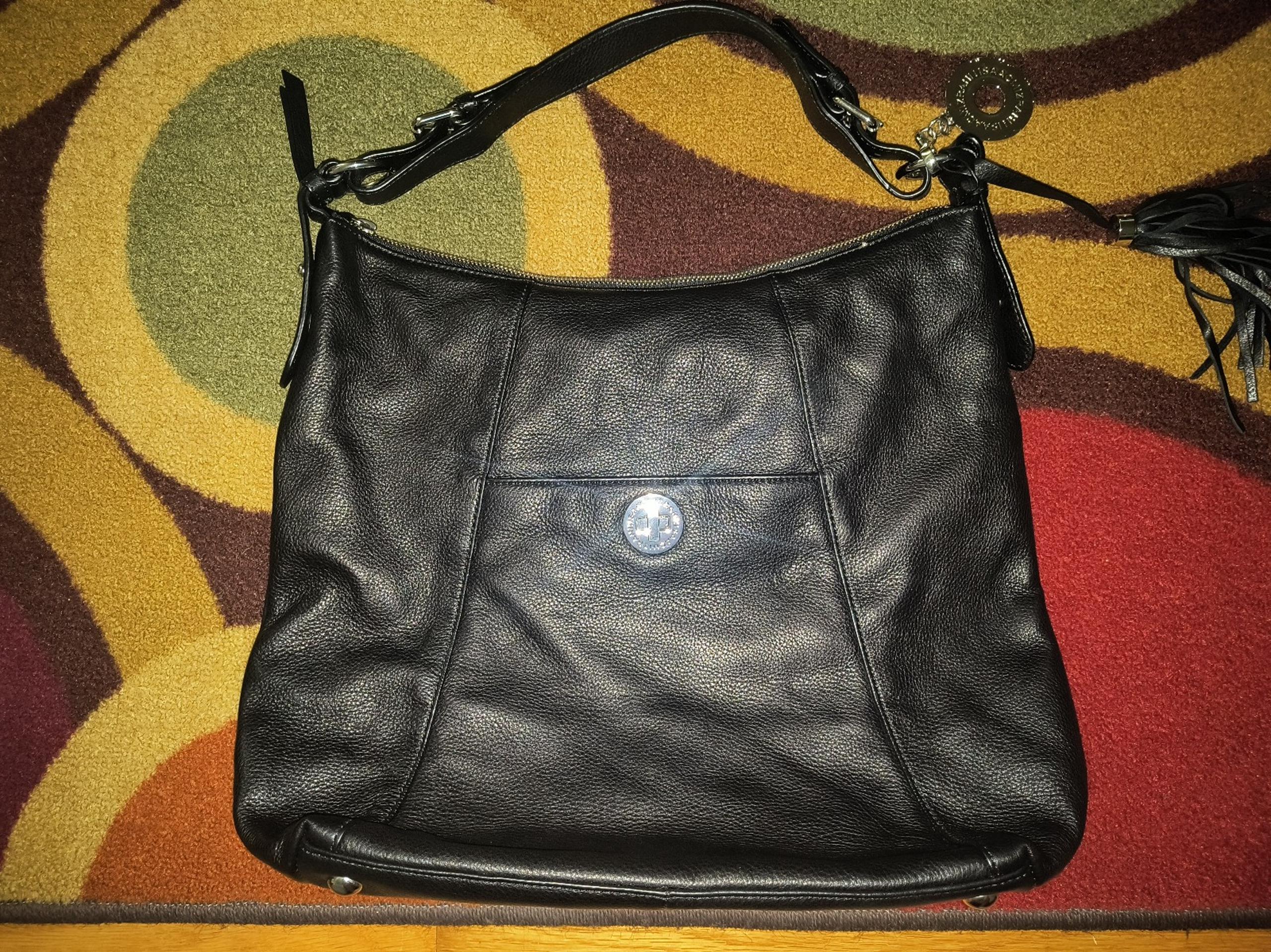 Isaac Mizrahi Black Shoulder Bag with Slouchy Leather Design NWOT