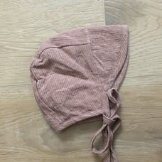 NWOT Briar baby bonnet