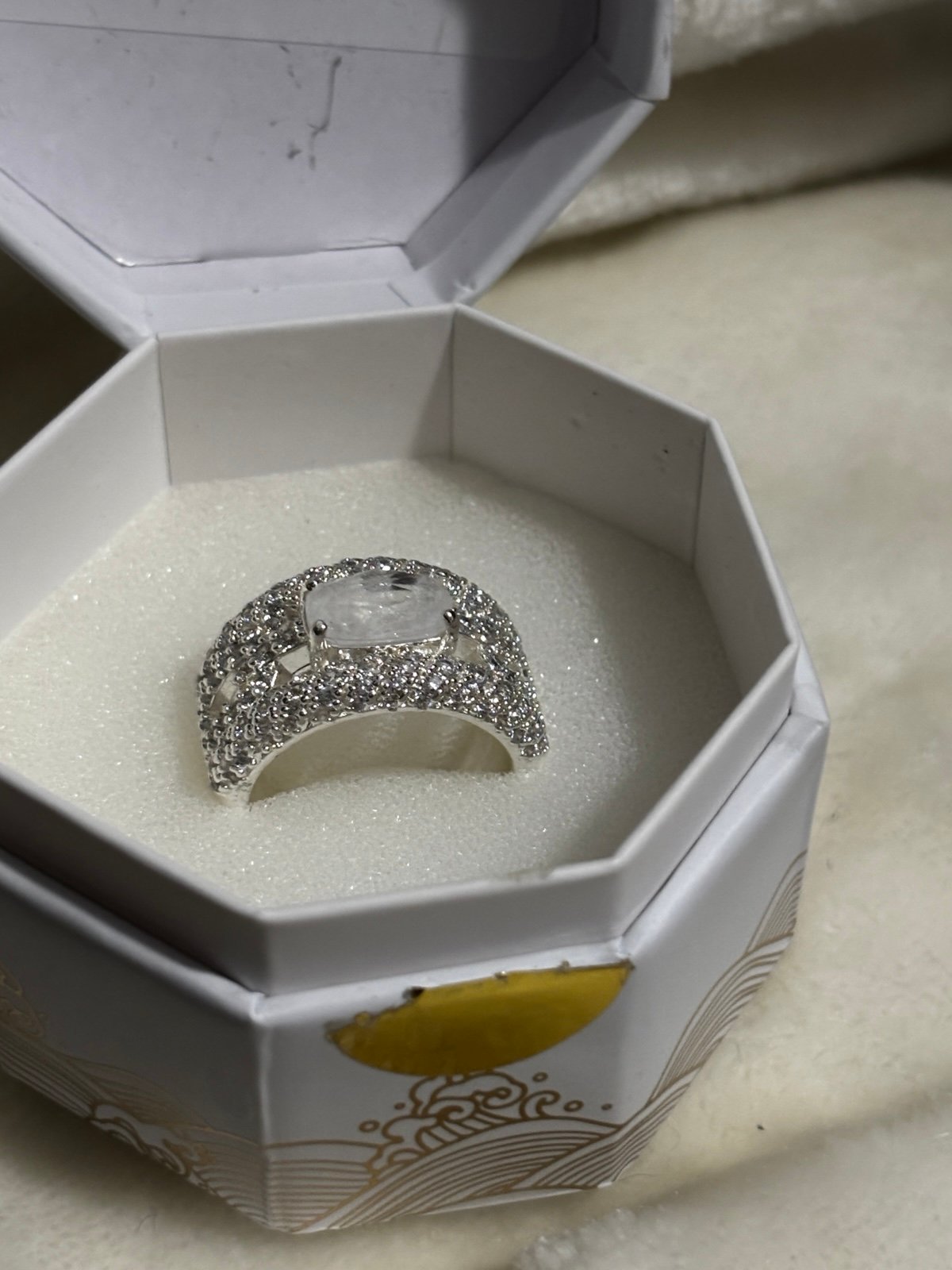 Resort Wear Ring size 8 white quartz