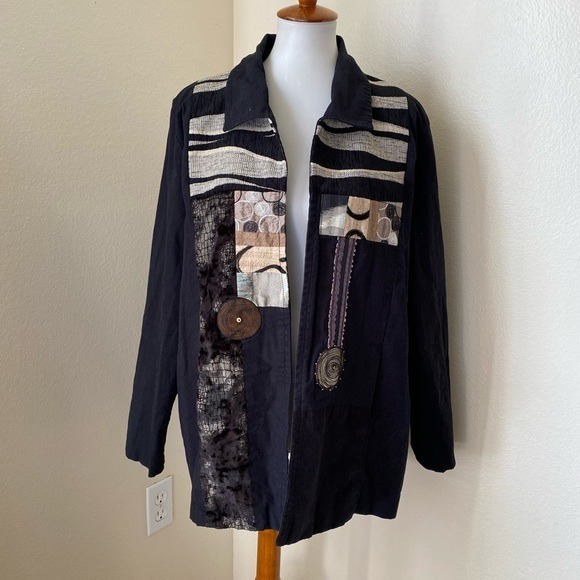 Solveig Cape Town Women’s Art to Wear Jacket Black Fit L Patch Detail Coat