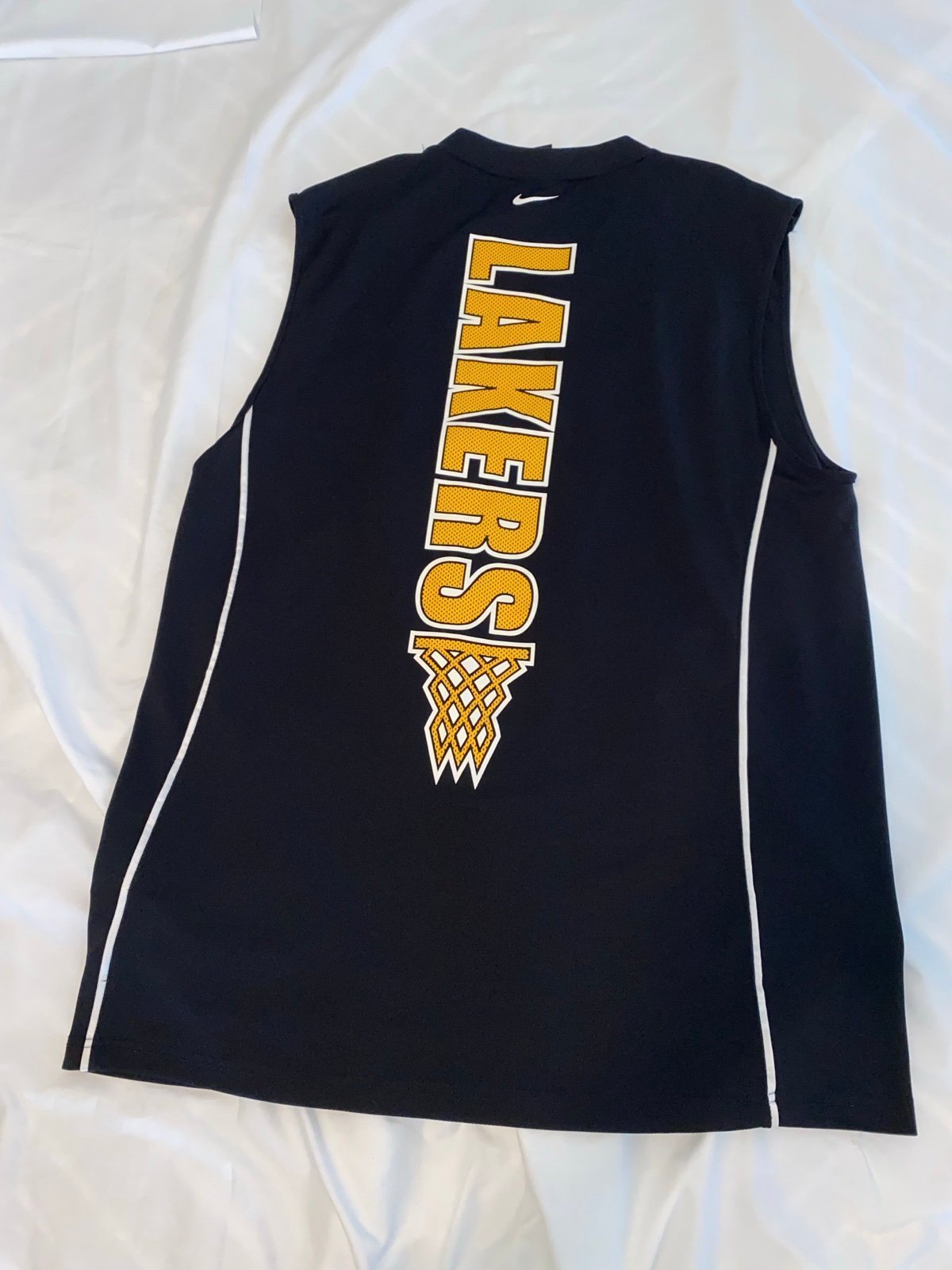 Lakers Nike 90s Los Angeles Lakers sleeveless Jersey- large men’s