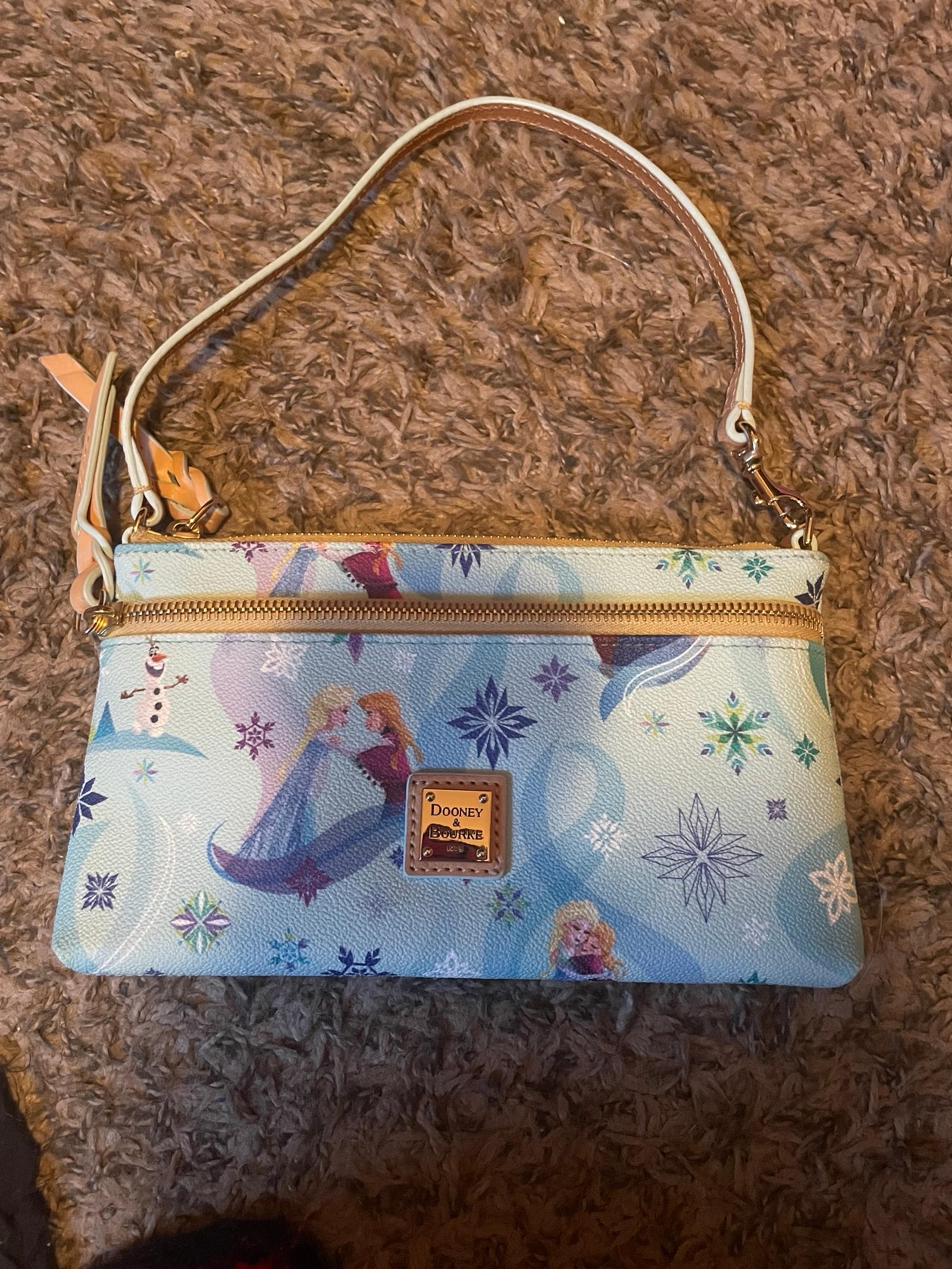 Like New Disney Dooney and Bourke Frozen Wristlet