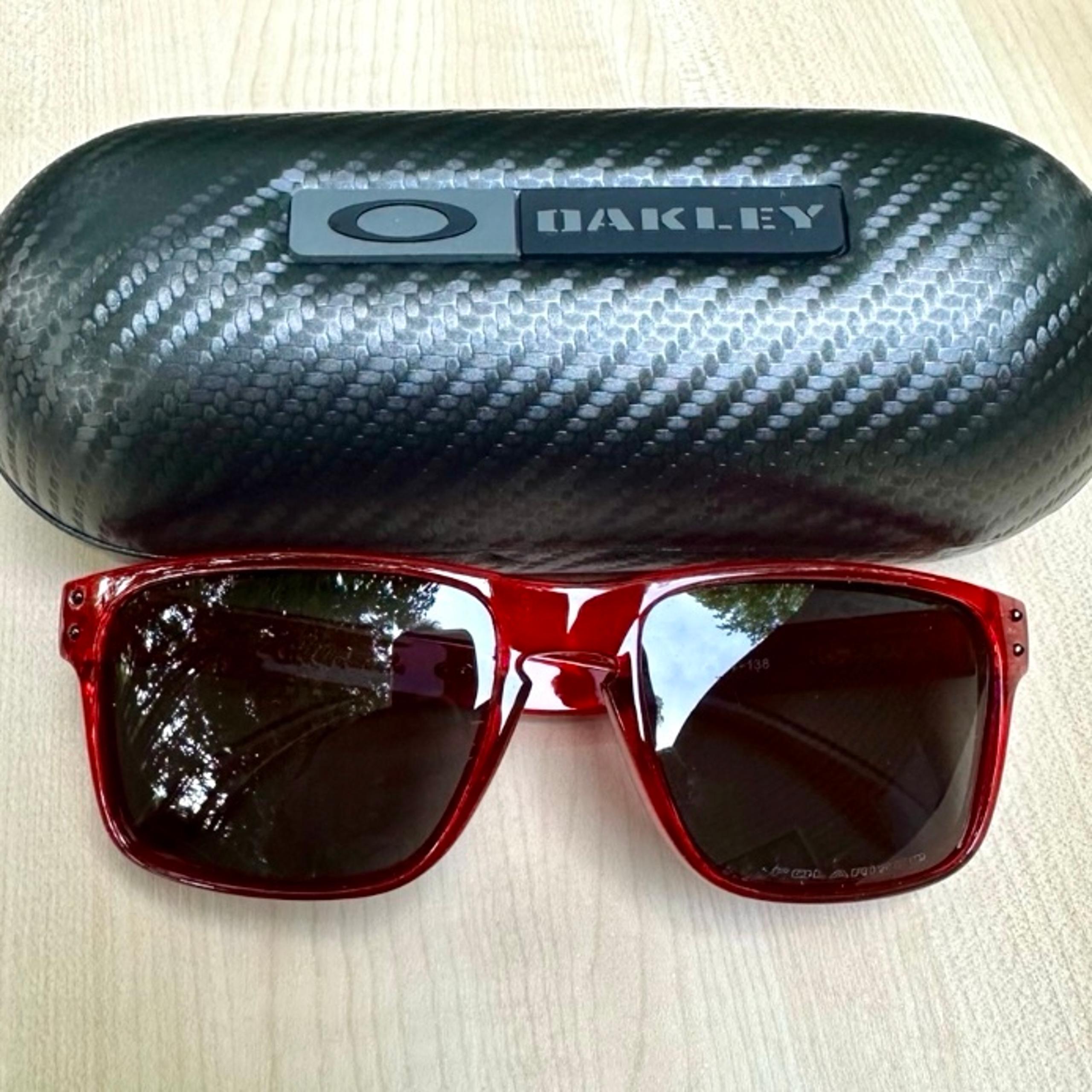 NEW OAKLEYS red Oakley HOLBROOK sunglasses inbox plus premium case AUTHENTIC