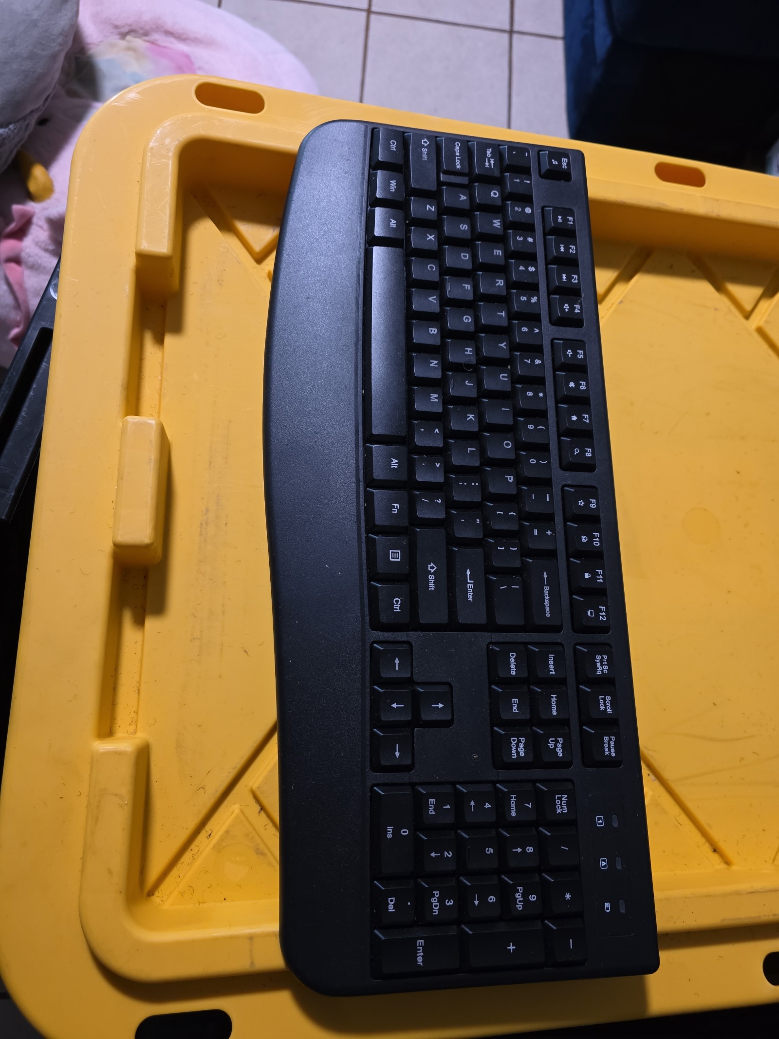 Keyboard wireless keyboard