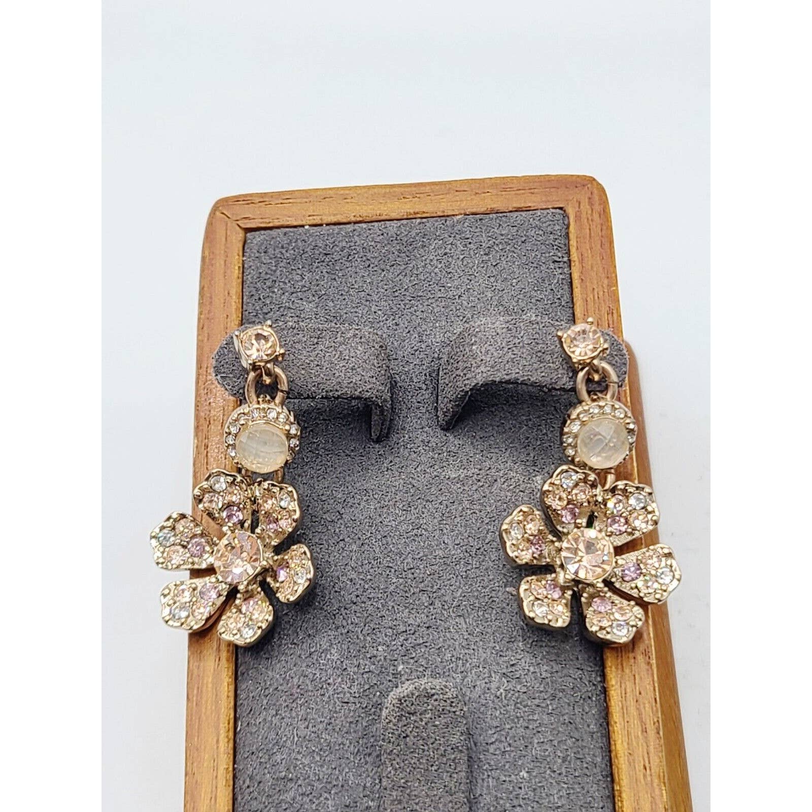 Lily Works | Mercari