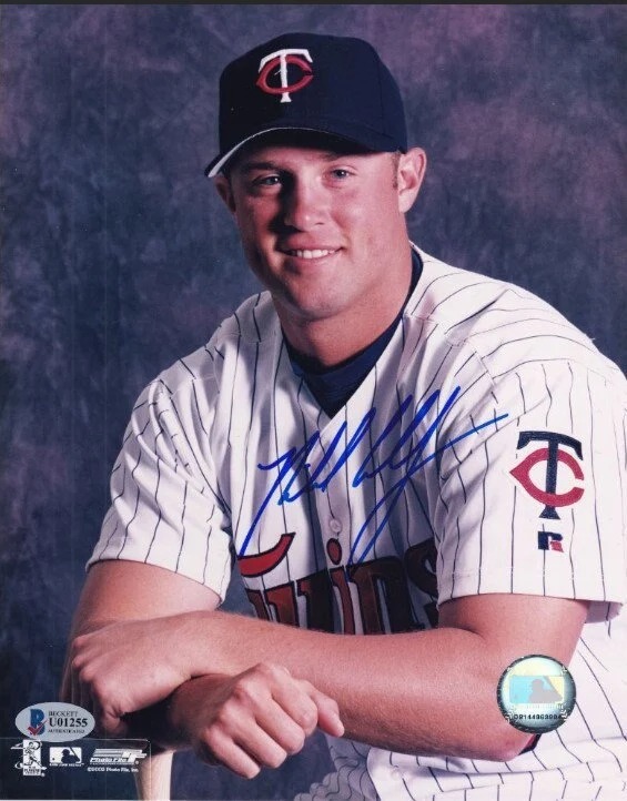 Michael Cuddyer Minnesota Twins Signed 8x10 Photo (Beckett COA)-Free Shipping
