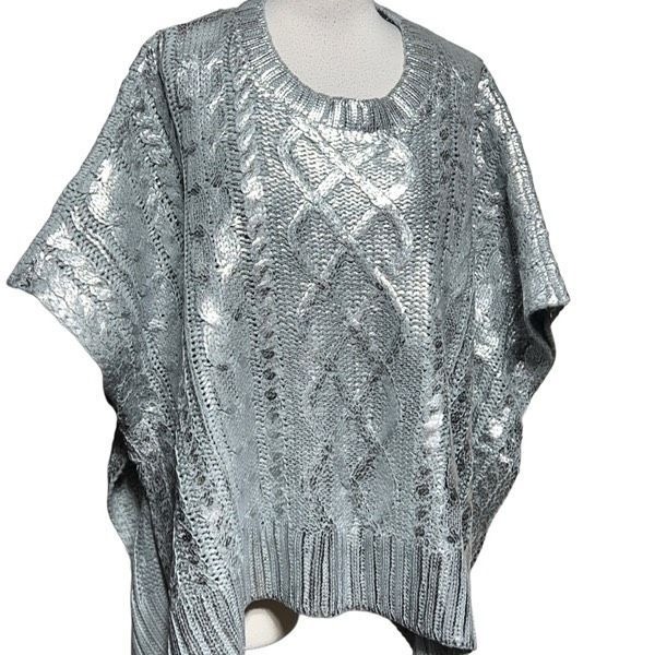 Anna & Ava NWT Silver Metallic Cable knit Poncho Tunic sweater One Size