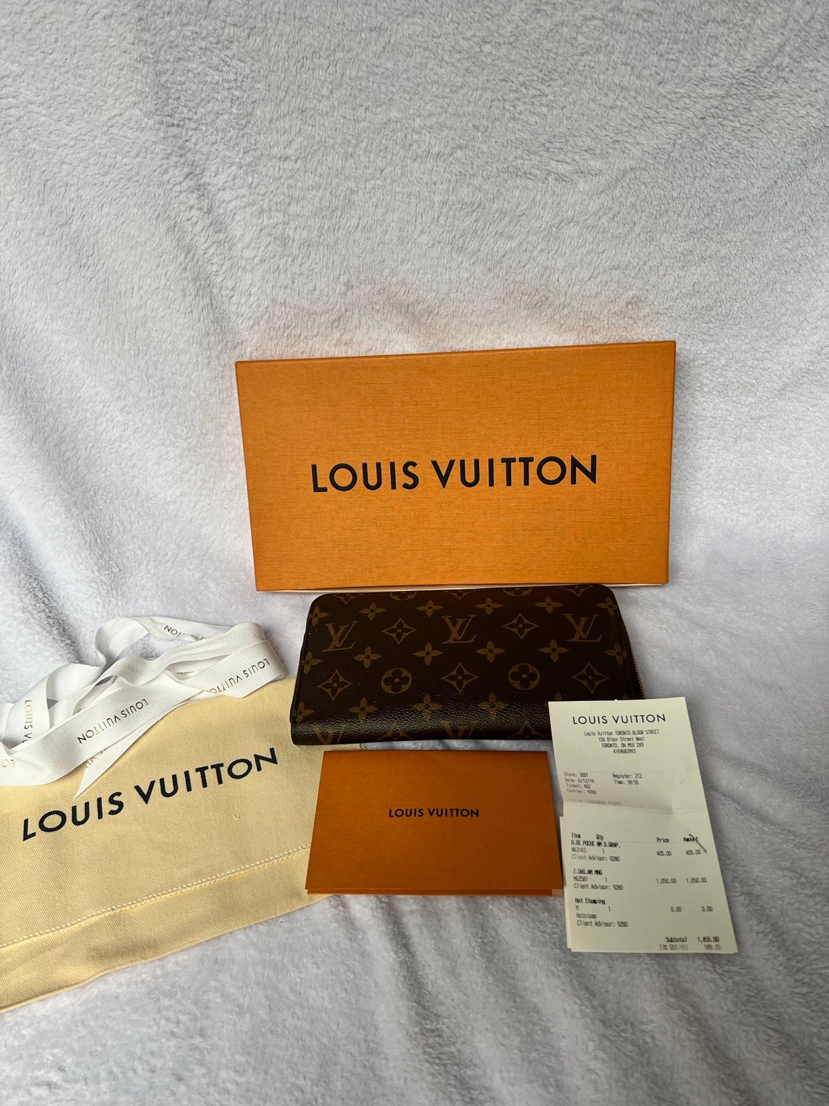 Louis Vuitton Zippy organizer monogram