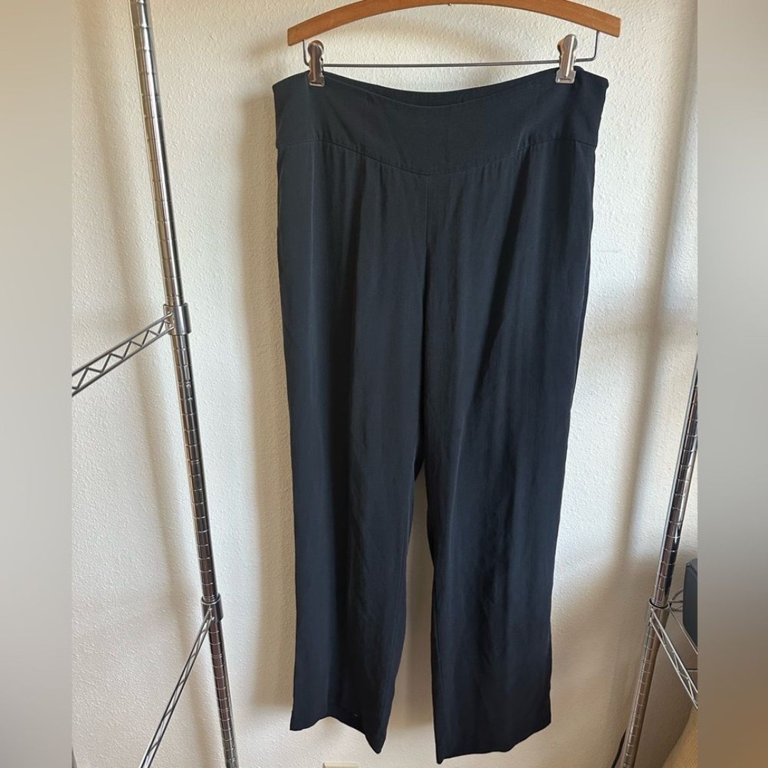 Eileen Fisher 100% Silk Pants