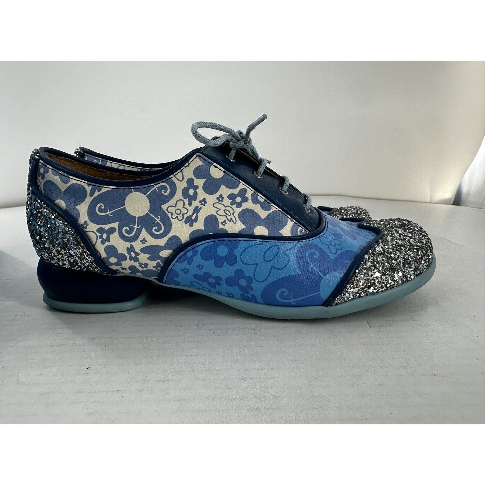 John Fluevog Martha Fellowship Shoes Women’s Sz 10.5 Glitter Blue Floral Flawed