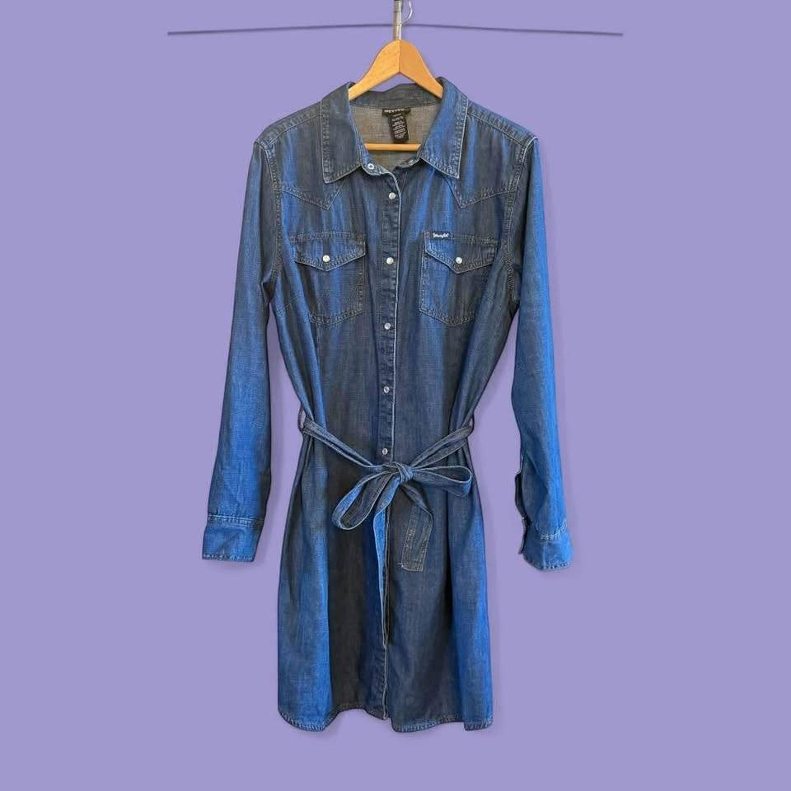 Women's Wrangler Retro Denim LS Belted Pearl Button Western Knee Shirt Dress