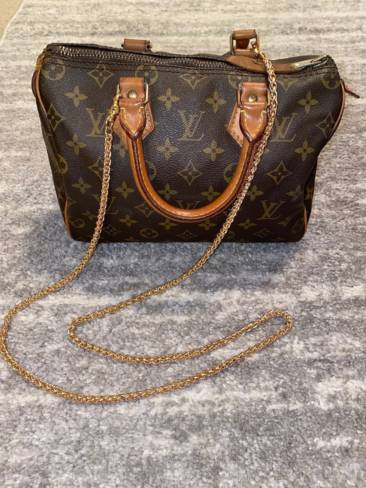 Louis Vuitton Speedy 25