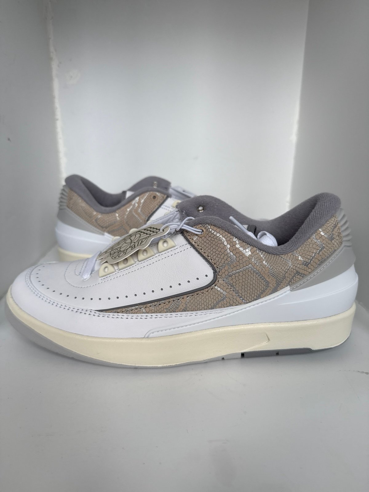 Nike Air Jordan 2 Python Low White Cement Grey Sz 10.5 New