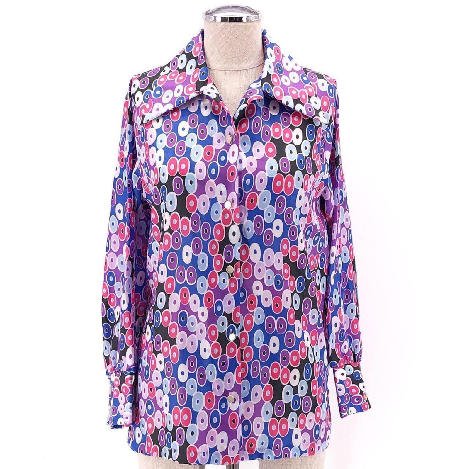 70s funky print pointed collar polyester blouse 1970s vintage
