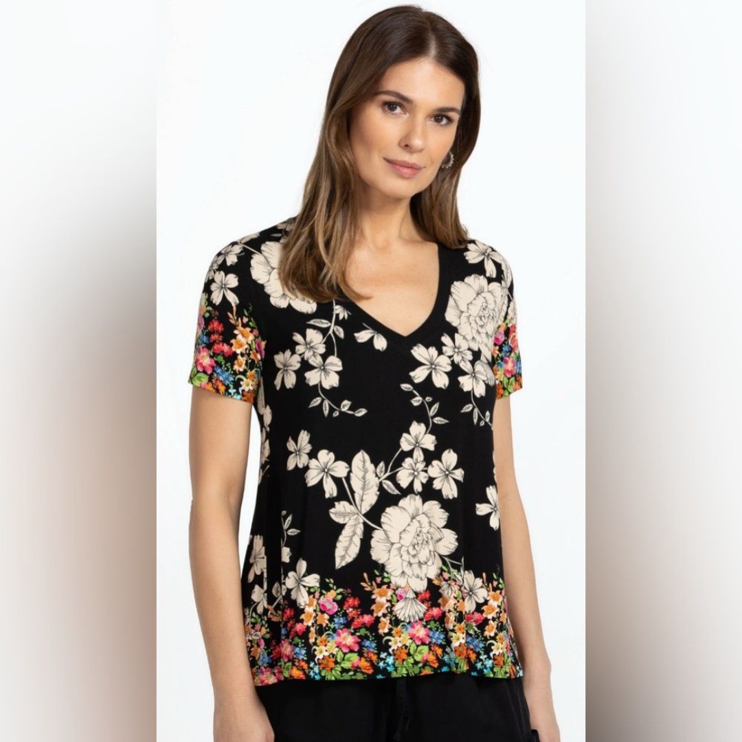 Johnny Was The Janie Favorite Short Sleeve V-Neck Swing Tee Large
