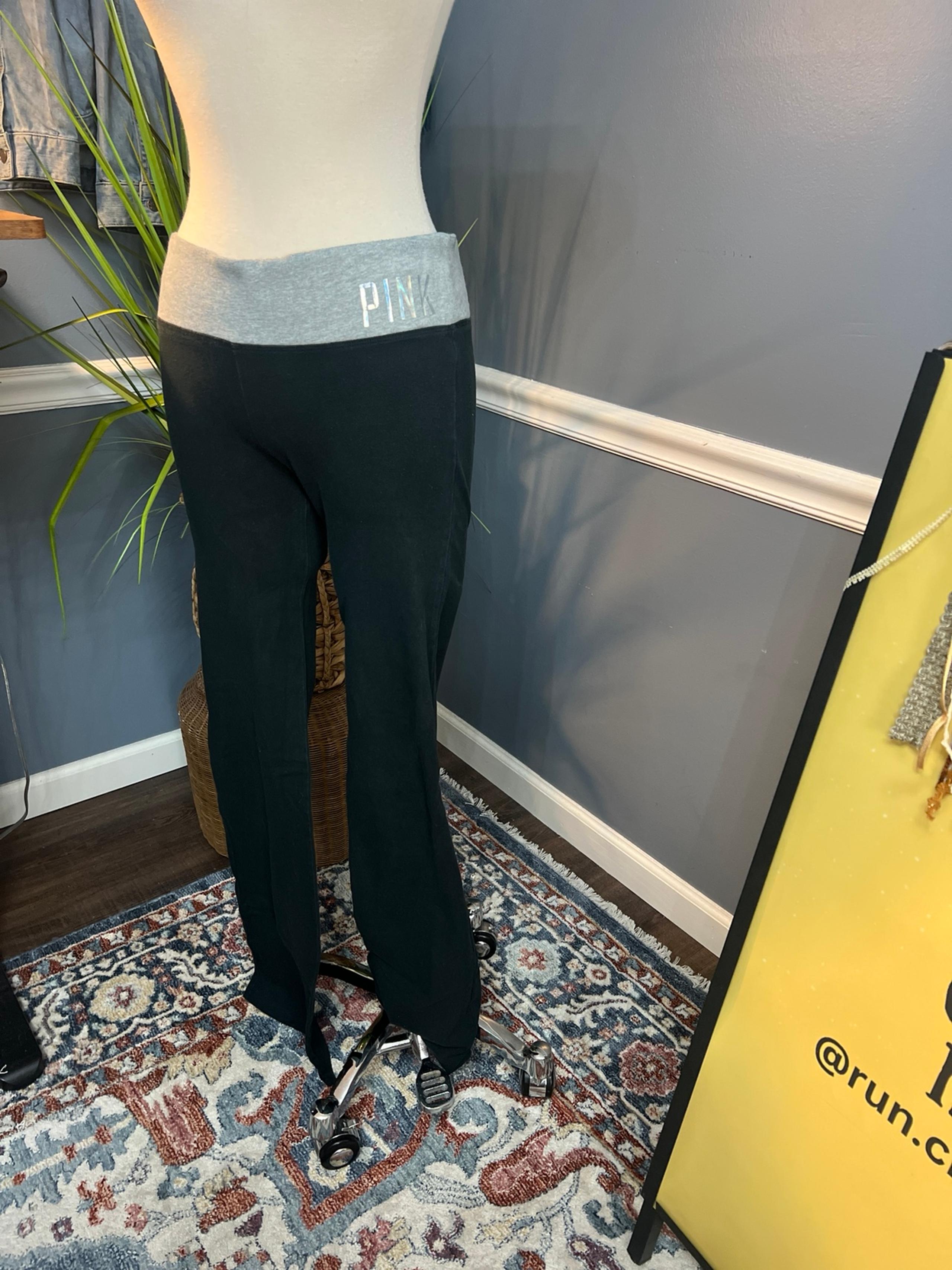 Y2K yoga pants flare Black with grey waistband size small - PINK