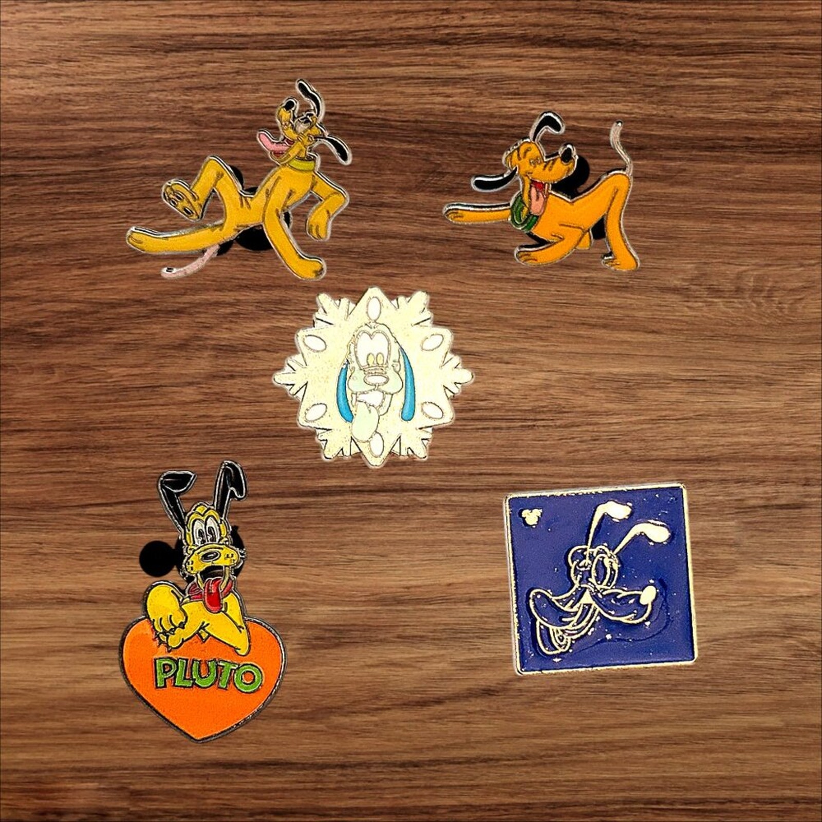 5 Pluto Disney Parks Trading Pins, Plus 2 Bonus Pins