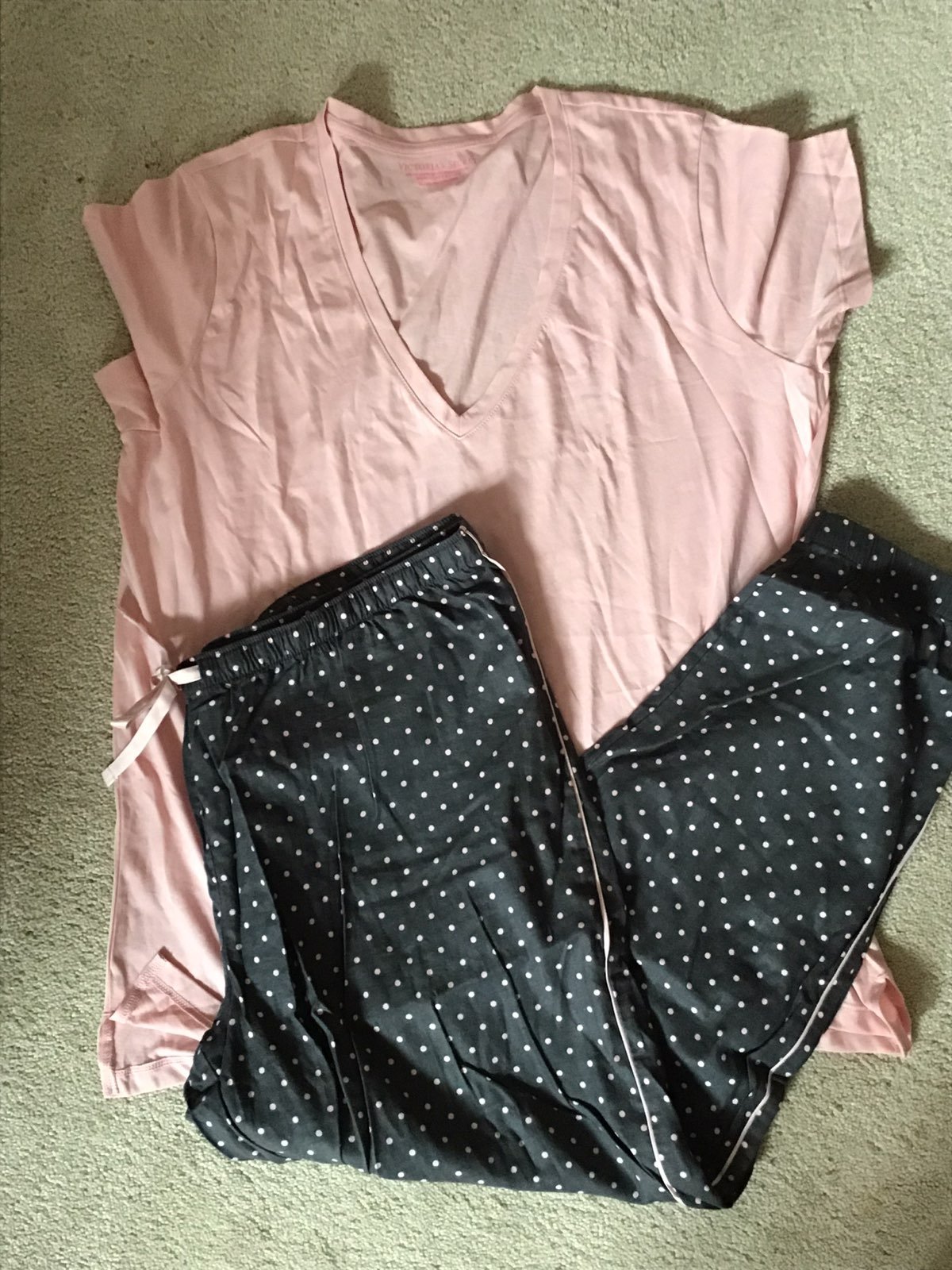 Vs classic joggers pj pant v neck tee xl