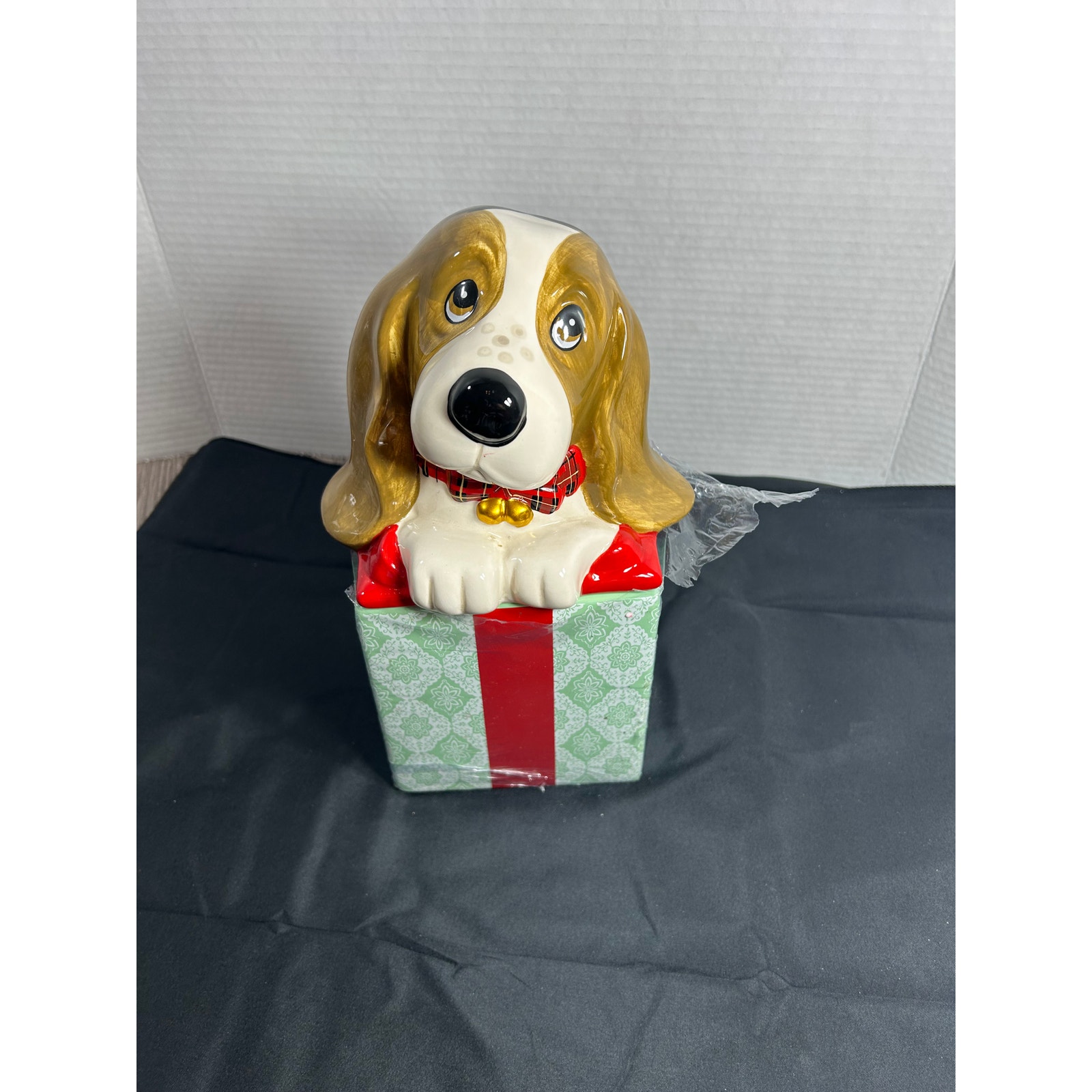 The Pioneer Woman Charlie Dog Christmas Present Cookie Jar