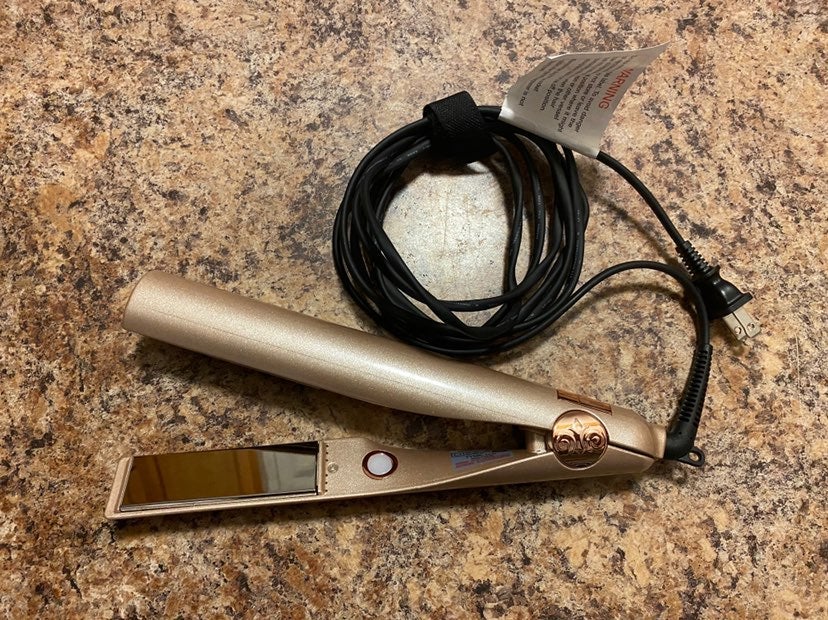 tyme hair iron