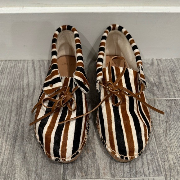 THE GREAT safari stripe canyon moccasin