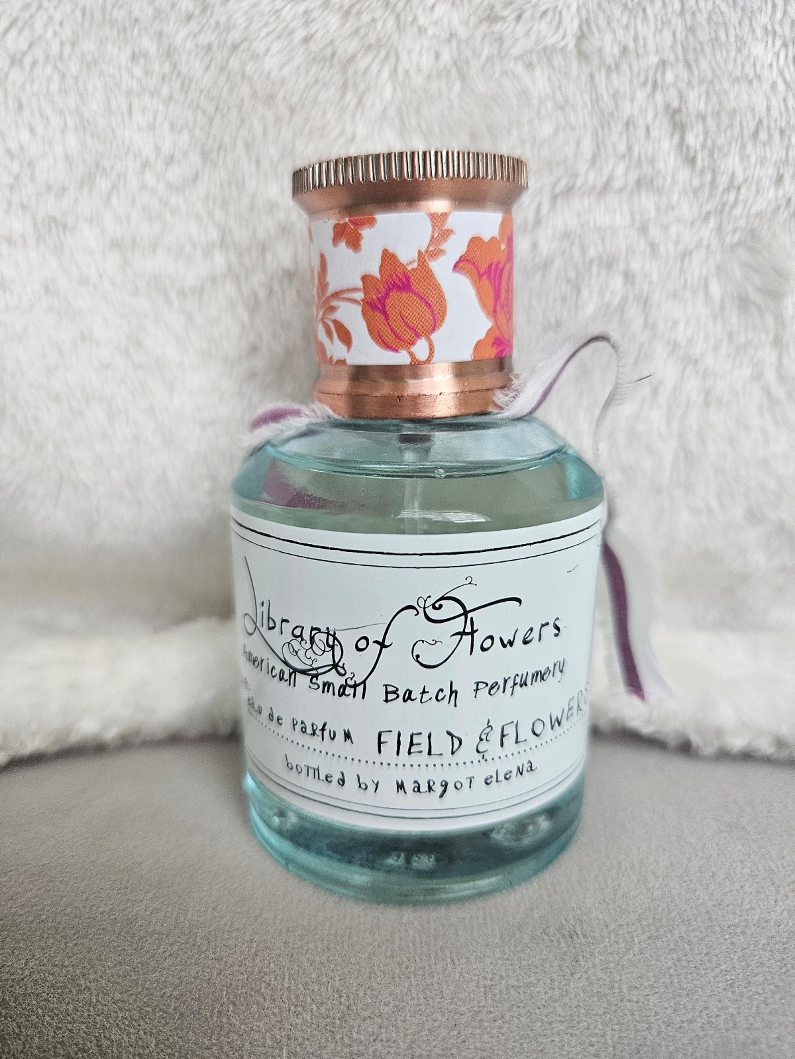 LIBRARY OF FLOWERS FIELD & FLOWERS PERFUME SPRAY 1.69 FL OZ EAU DE PARFUME