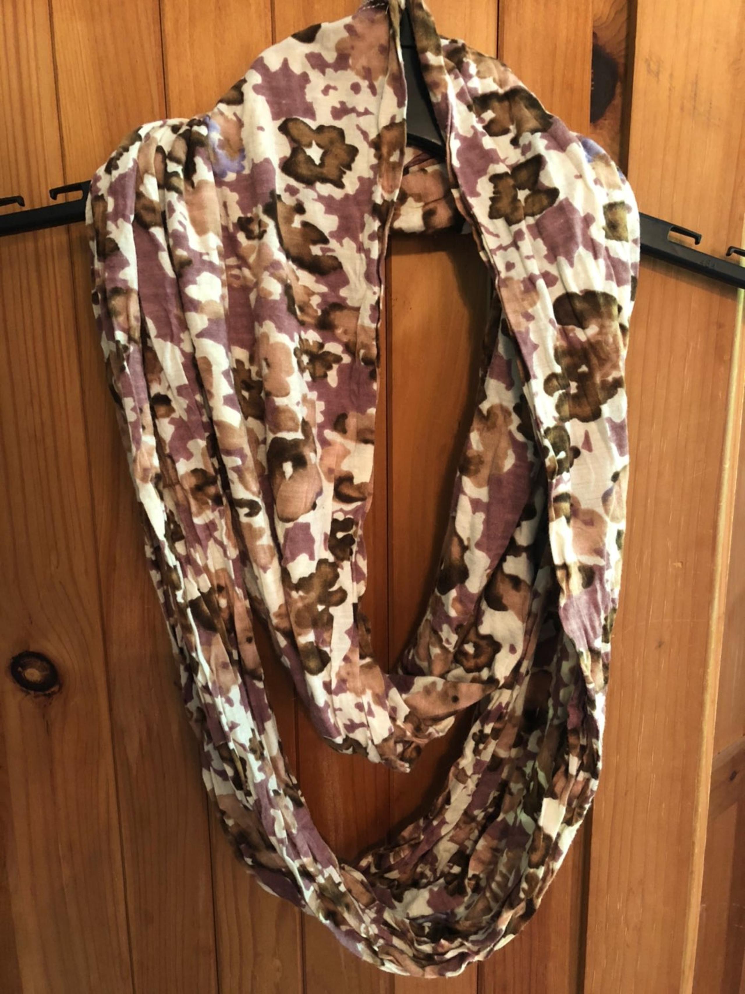 Floral print infinity scarf