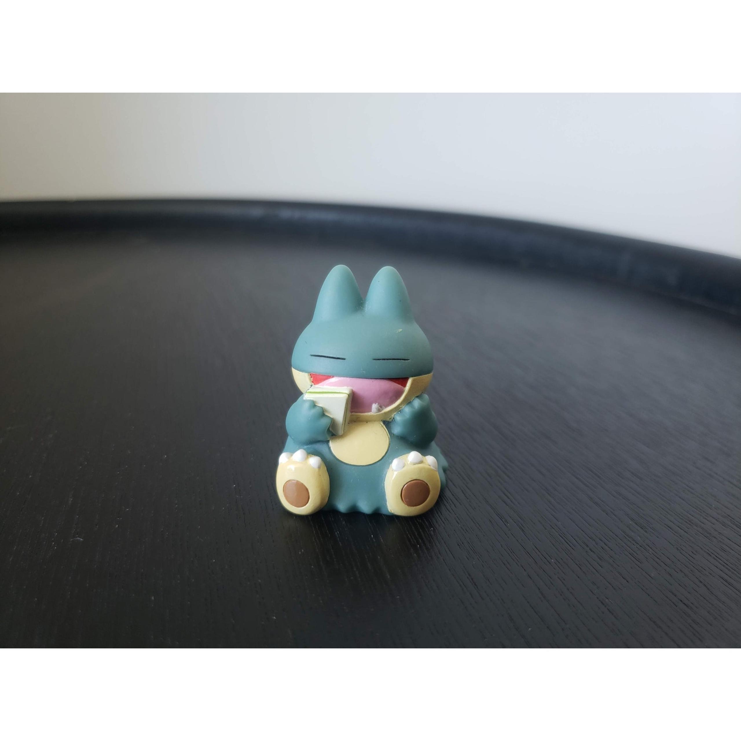 Munch﻿lax Finger Puppet figure Pokemon Bandai