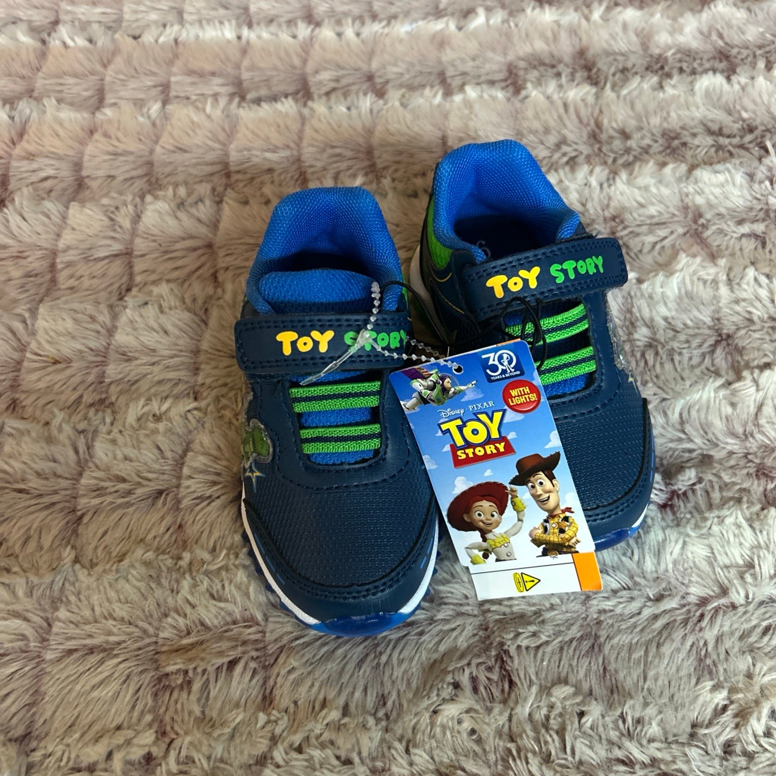 Toy Story Boy Light Up Sneakers Size 6