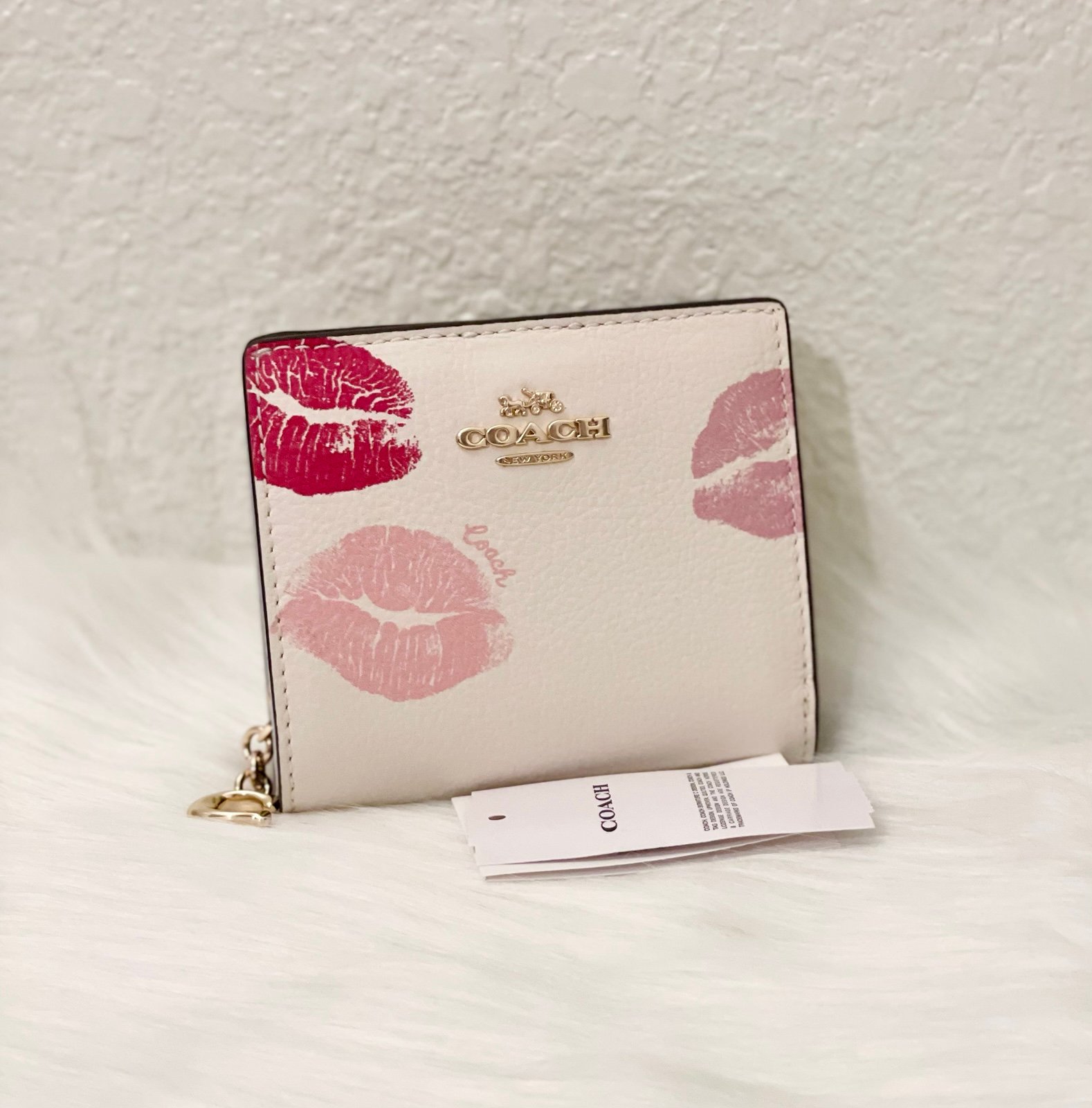 COACH Snap Wallet With Lips Print 財布 CZ951 Coach Snap Wallet With Lips Print CZ951