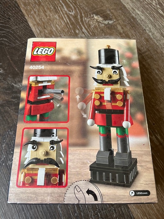 New Sealed LEGO Seasonal Christmas Nutcracker 40254 Retired