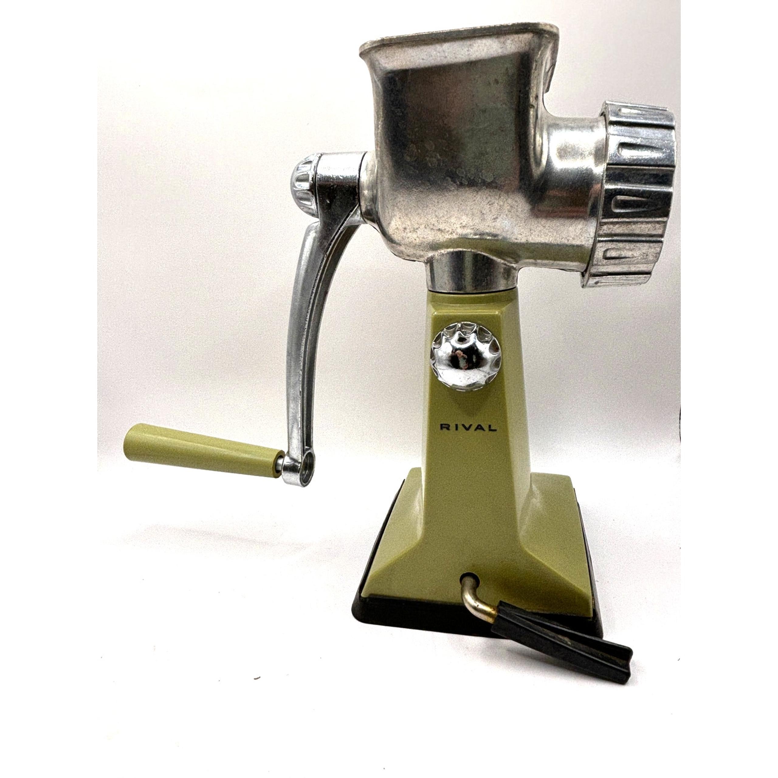 Vintage 1970 Rival Manual Crank Food Grinder 303 Avocado Green No Attachments