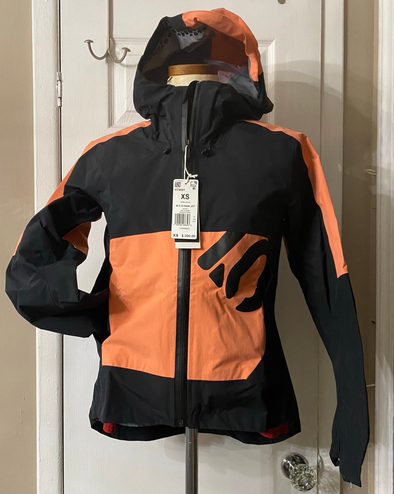 Adidas x Five Ten [XS] All Mountain Women’s Rain Jacket HT9591