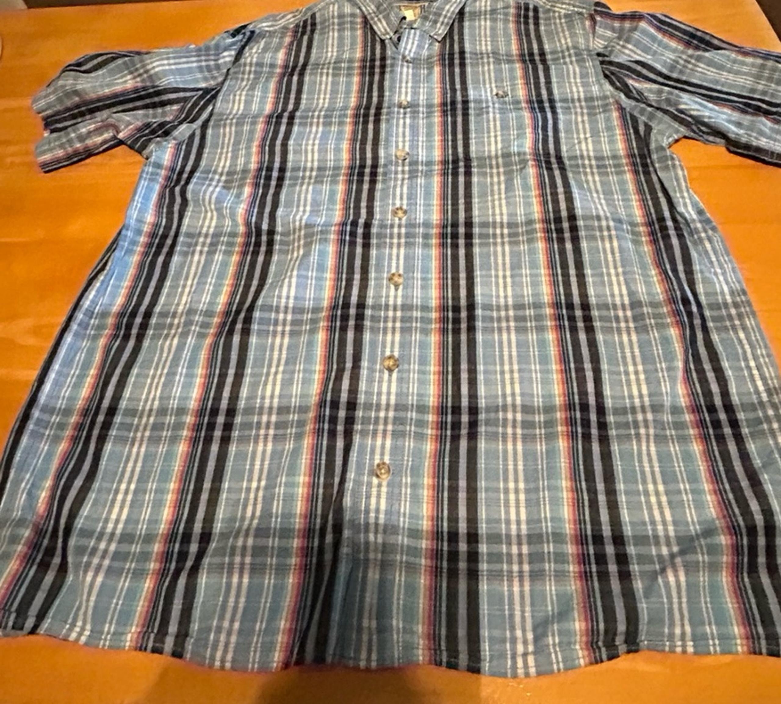 Men’s Short Sleeve Duluth Trading Co Button Down Dress Shirt