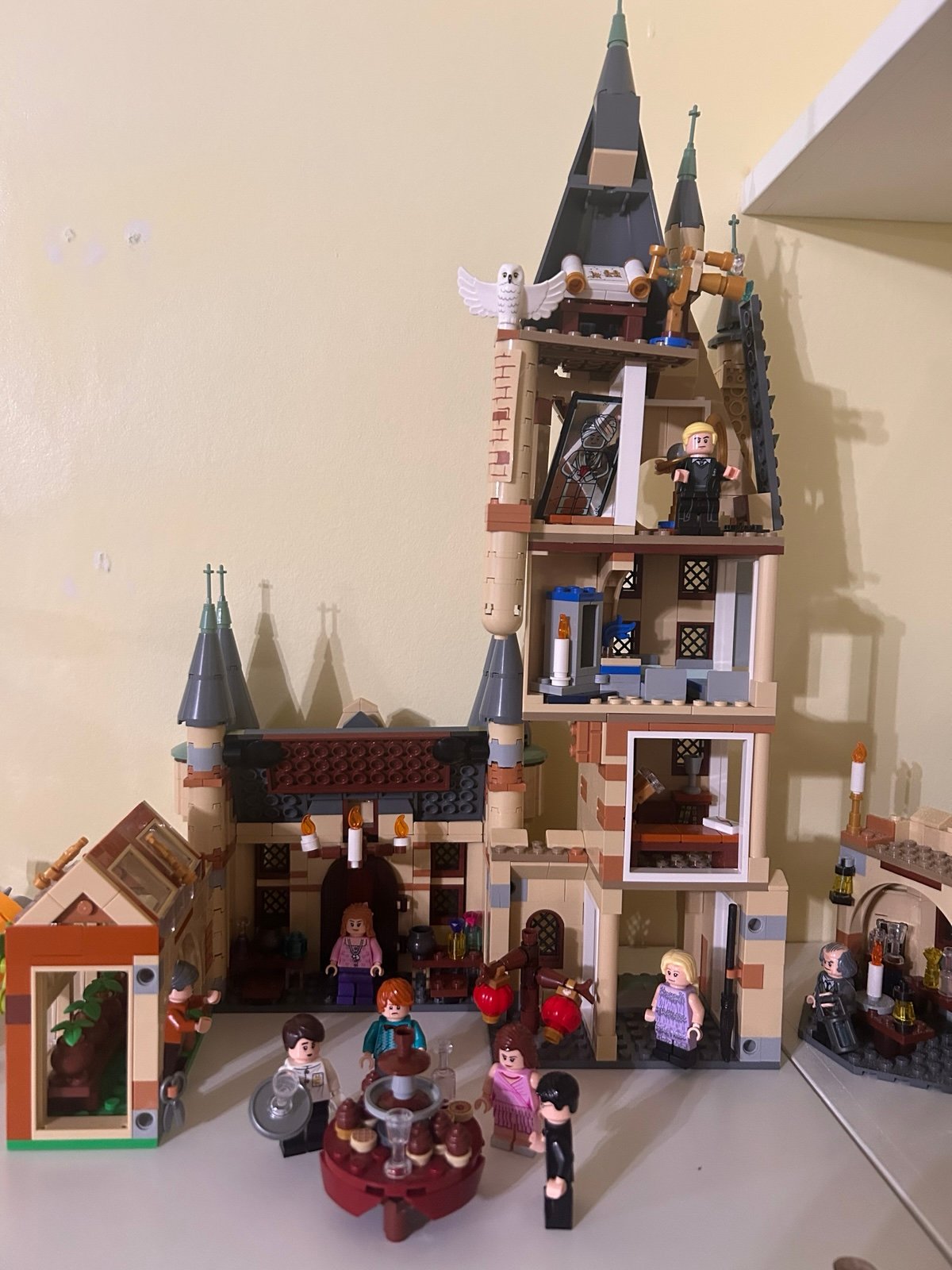 LEGO Harry Potter: Hogwarts Astronomy Tower (75969) 100% Complete w/ Minifigs