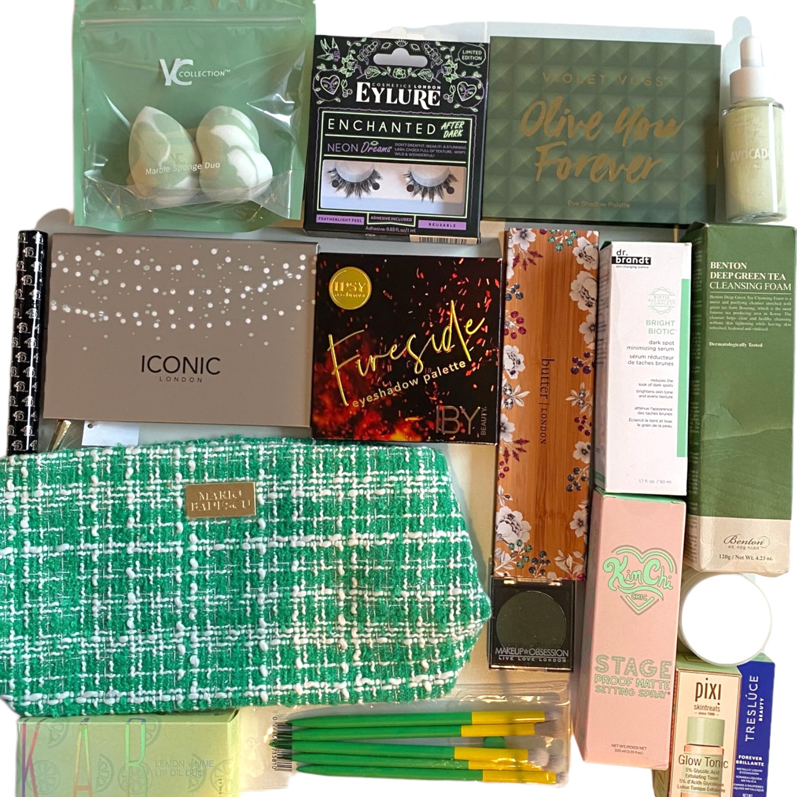 SALE #13 Saint Patricks Day Green Makeup Bundle ~ NEW ~ Voss, Dr. Brandt, Pixi +