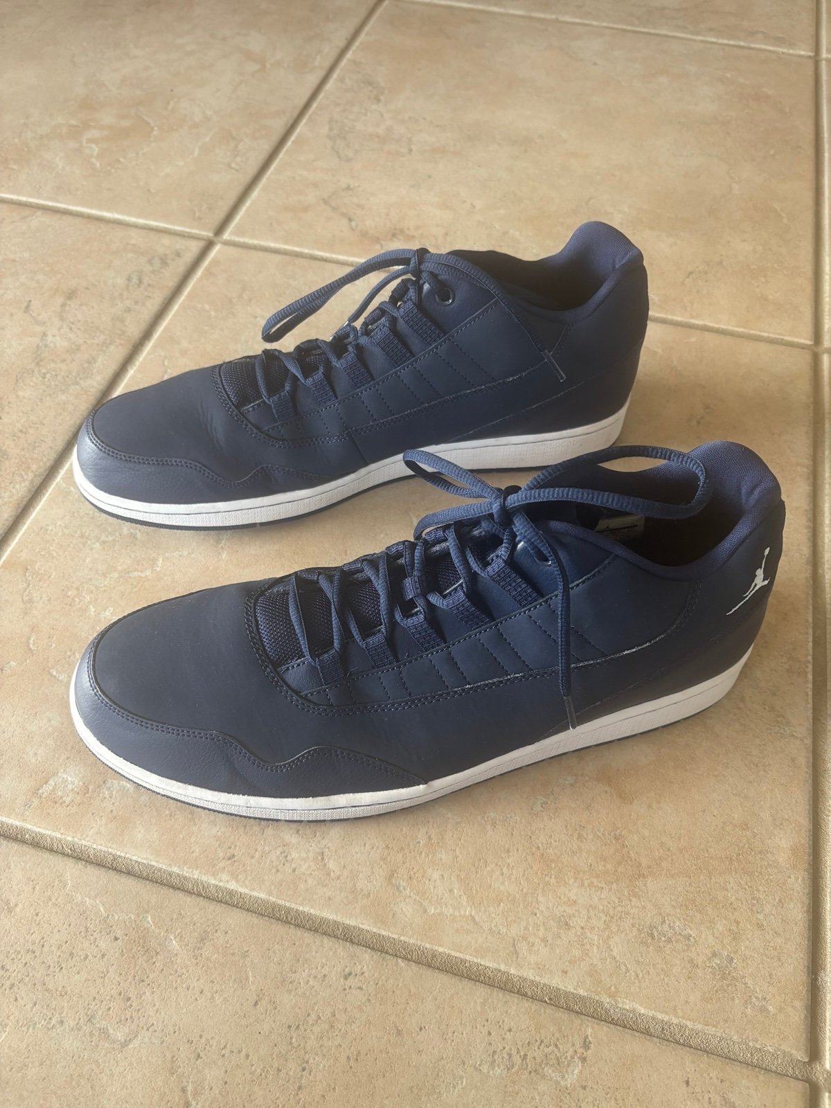 Nike Mens Air Jordan Executive Low Sneakers