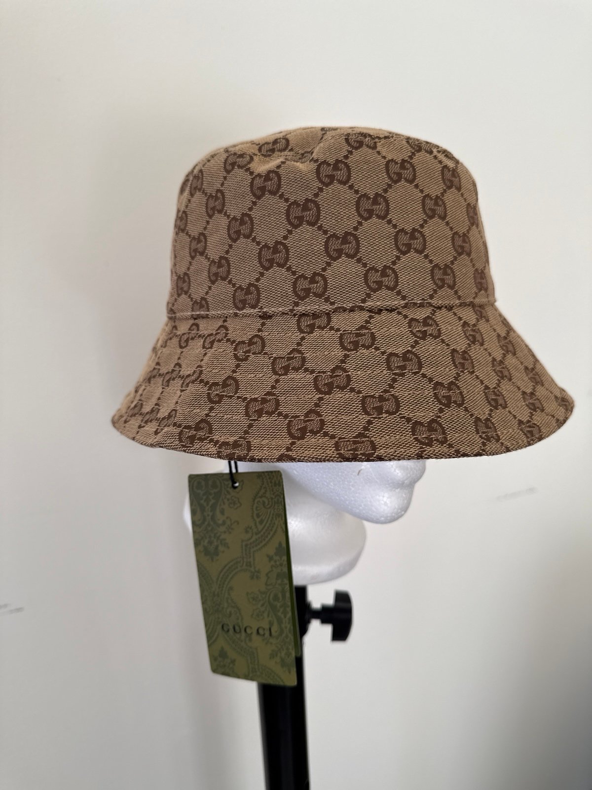 GG wool bucket hat 
Variation
beige and dark brown