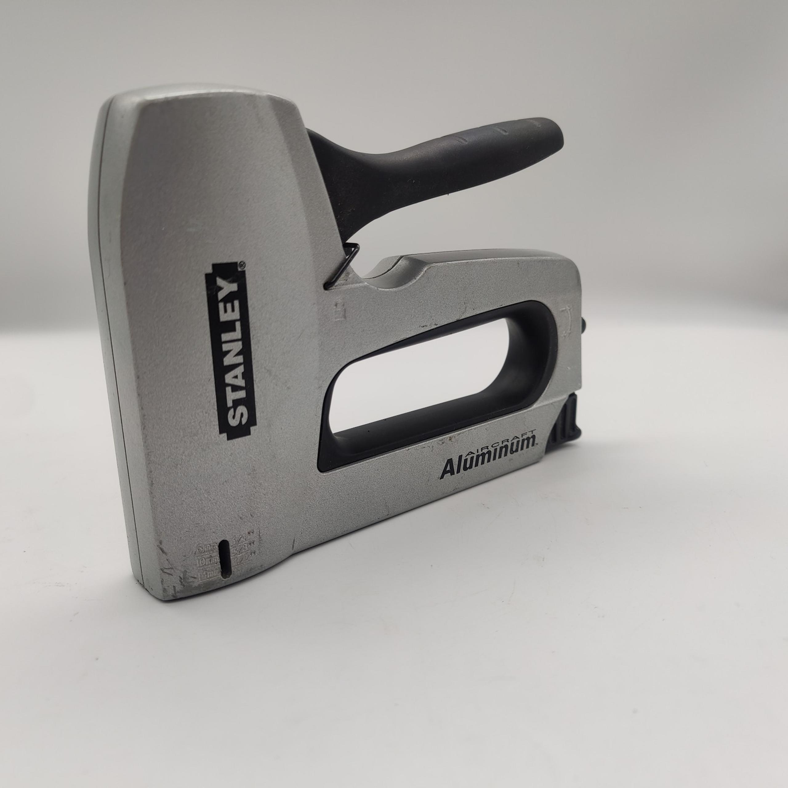 SharpShooter Heavy Duty Staple Gun - uses T50 staples