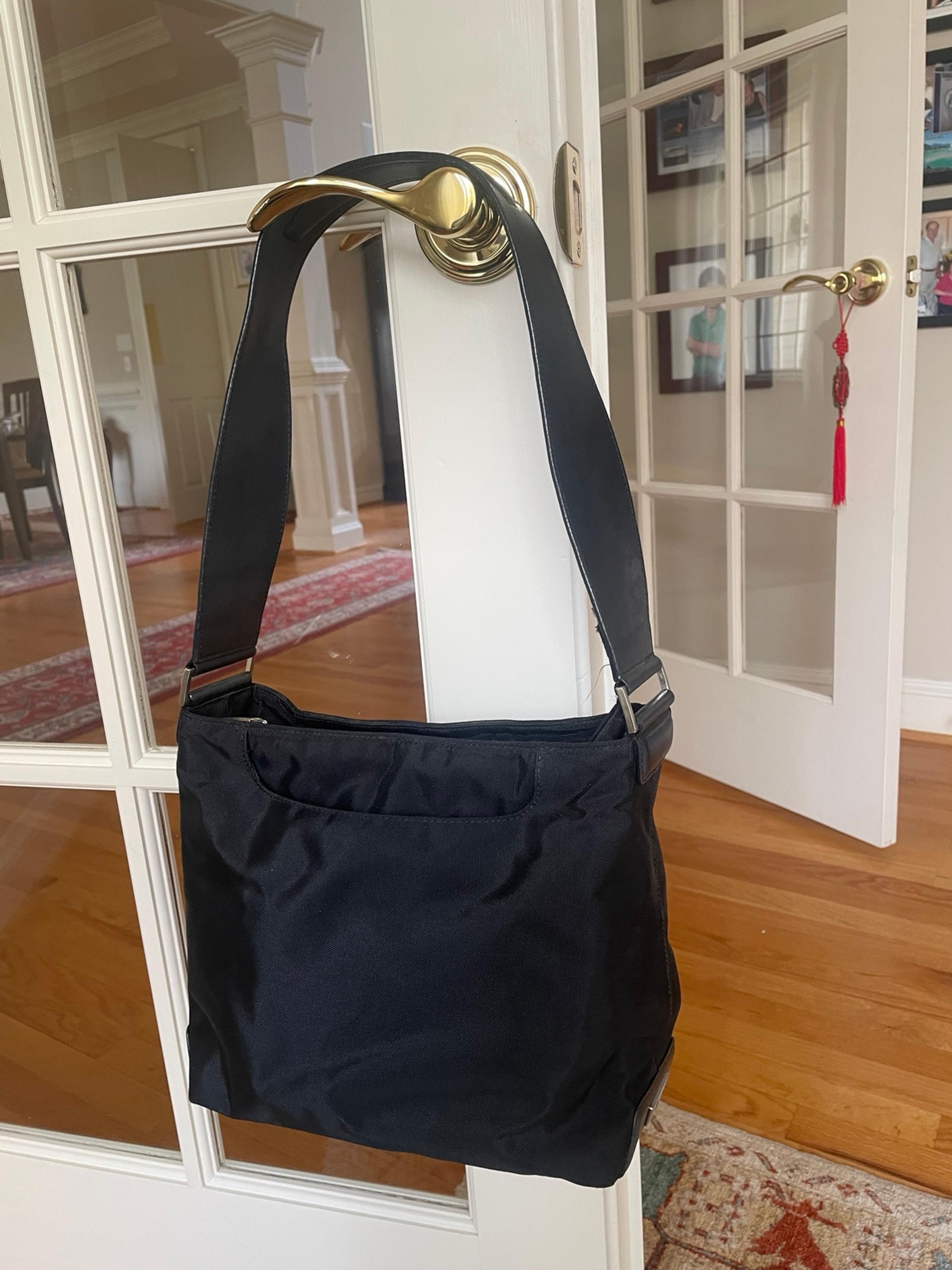 TUMI shoulder bag black medium
