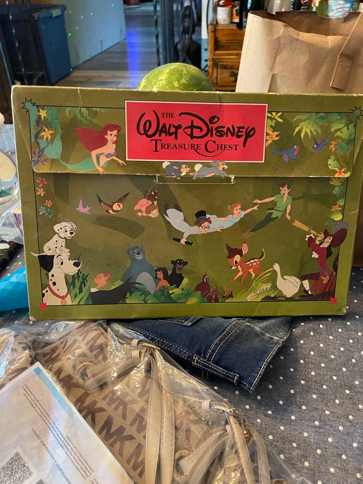Walt disney Treasure chest 5 book set