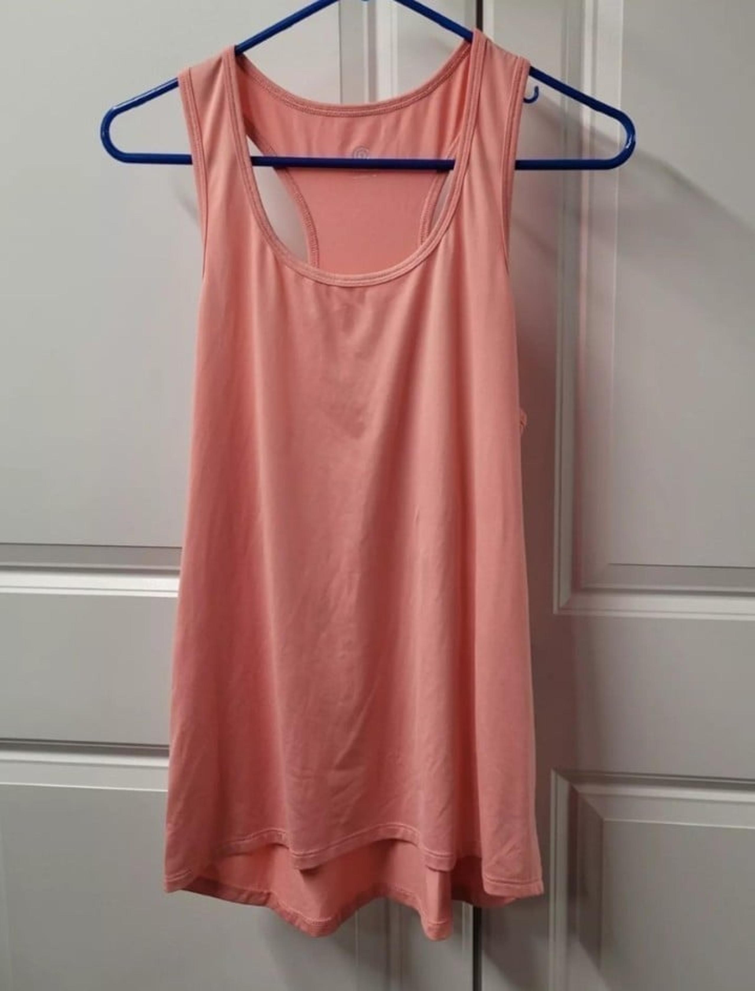 Champion Tank Top
Size: Large
Women's
Athletic
Sleeveless